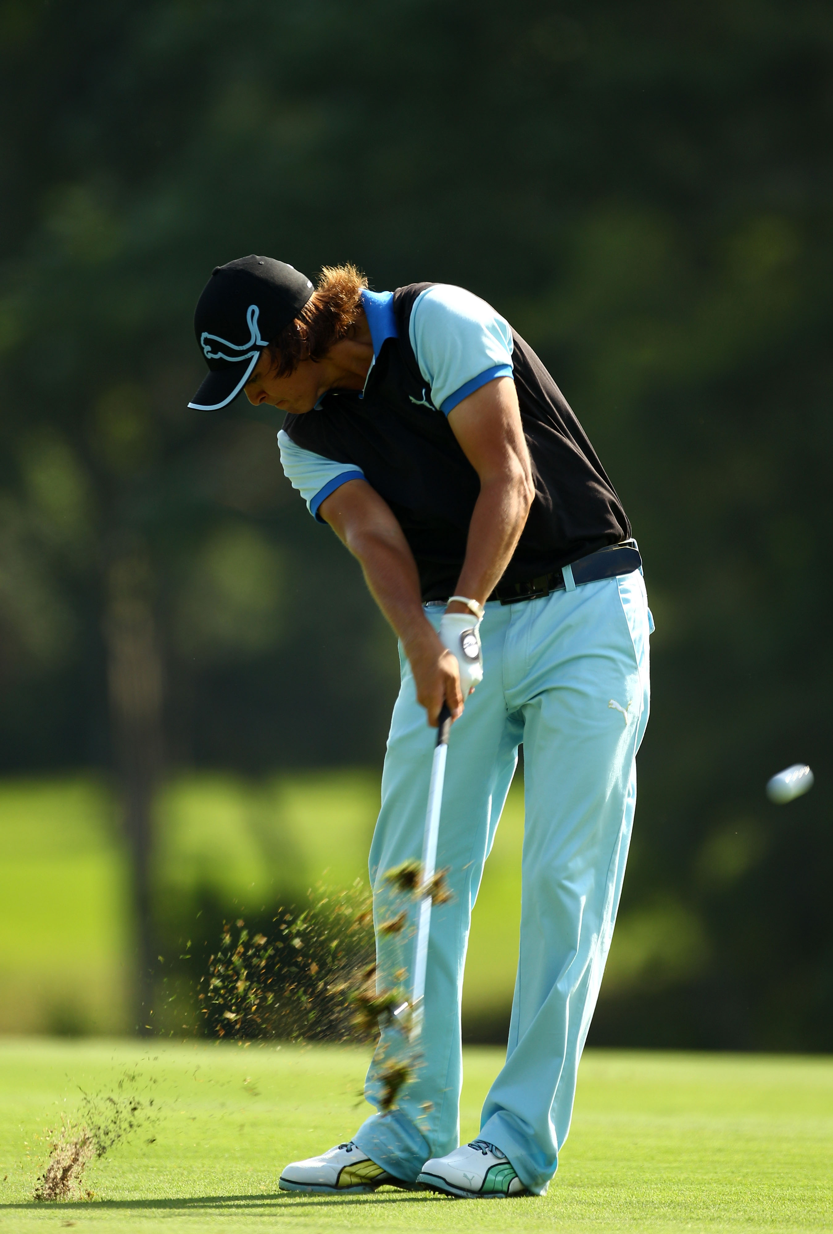 what time does rickie fowler tee off today
