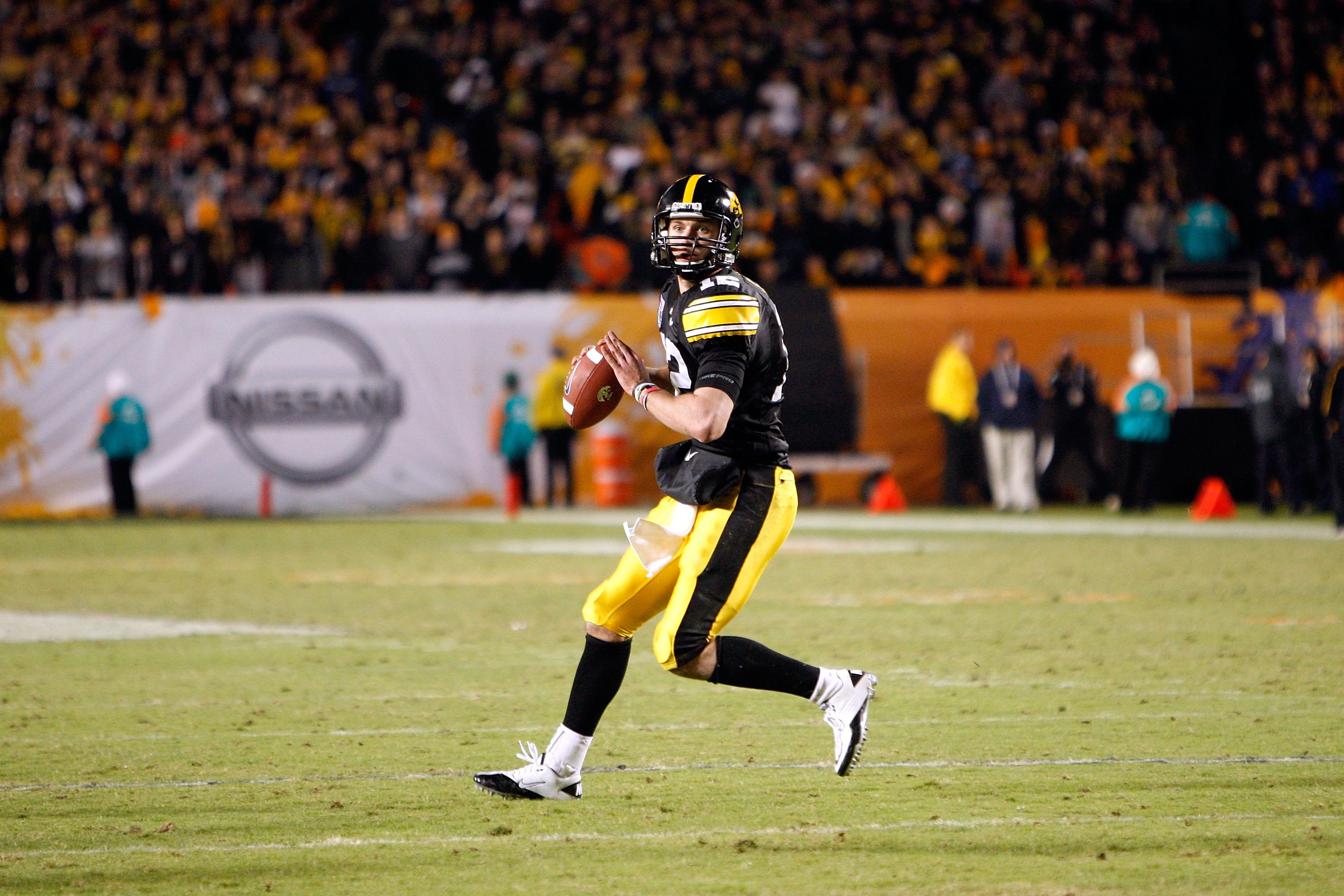 Where Does Ricky Stanzi Rank Among Iowa's All-Time Quarterbacks ...