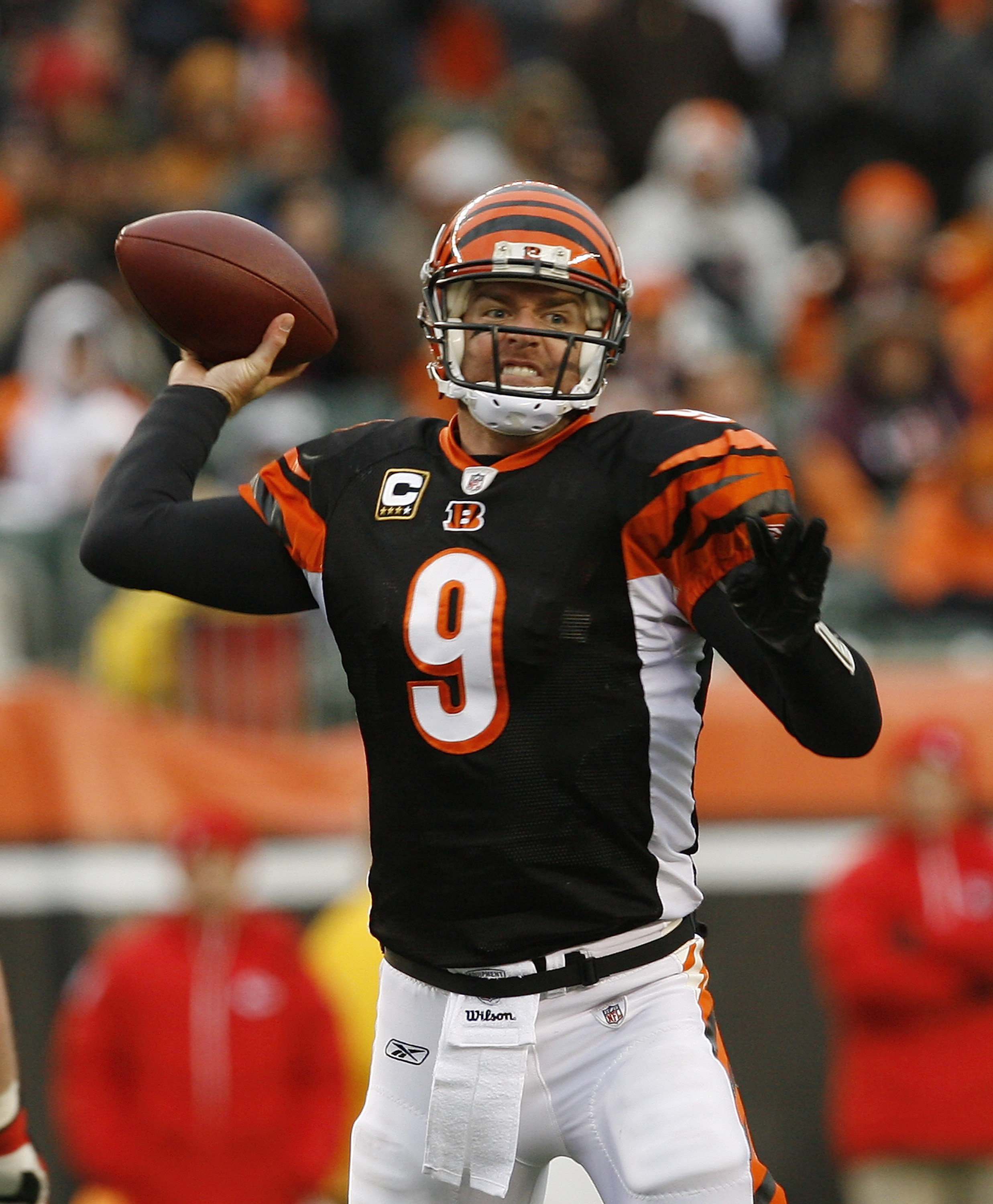 Cincinnati Bengals quarterback Carson Palmer in action against the New  Orleans Saints in the first half of an NFL football game, Sunday, Dec. 5,  2010, in Cincinnati. (AP Photo/David Kohl Stock Photo 