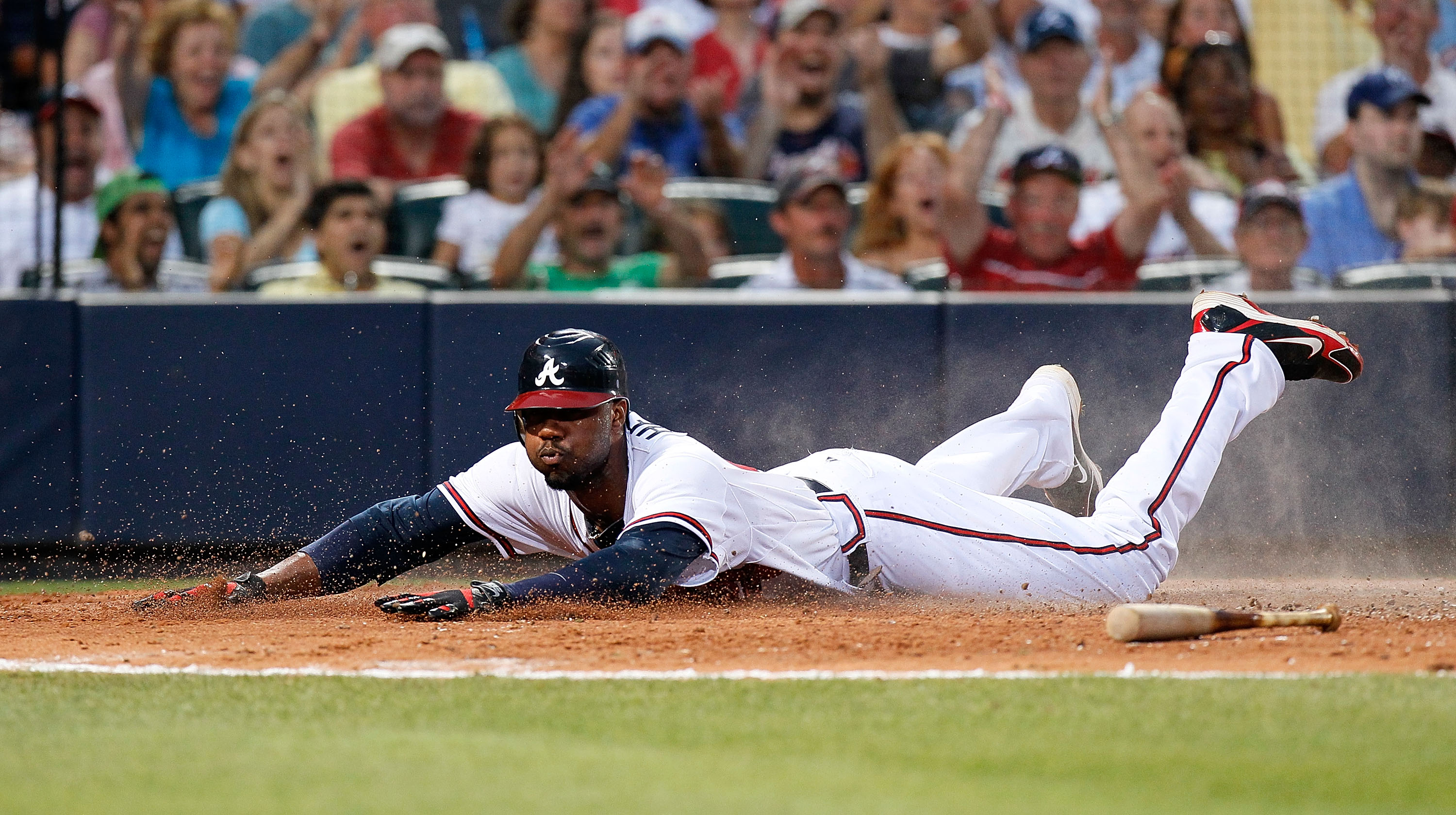 20 April, 2010: Atlanta Braves second baseman Martin Prado (14