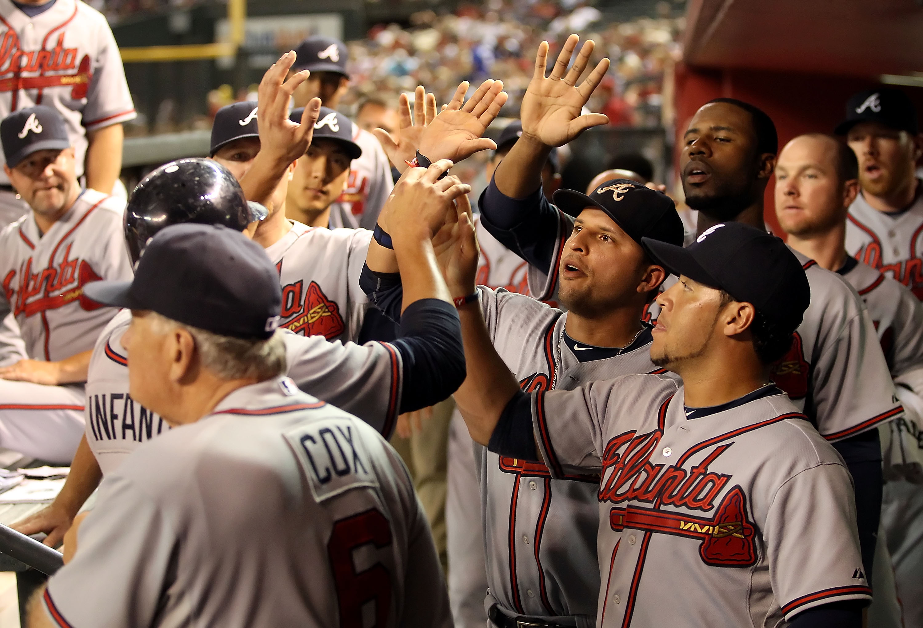 Chipper Jones' HR in 9th caps big rally, Atlanta Braves beat Phils