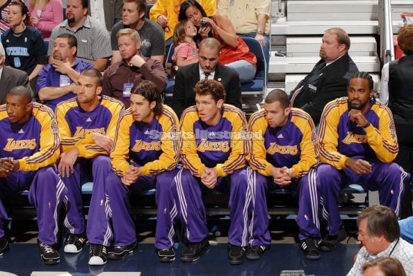 Lakers Second Unit To Reclaim Bench Mob Moniker Bleacher