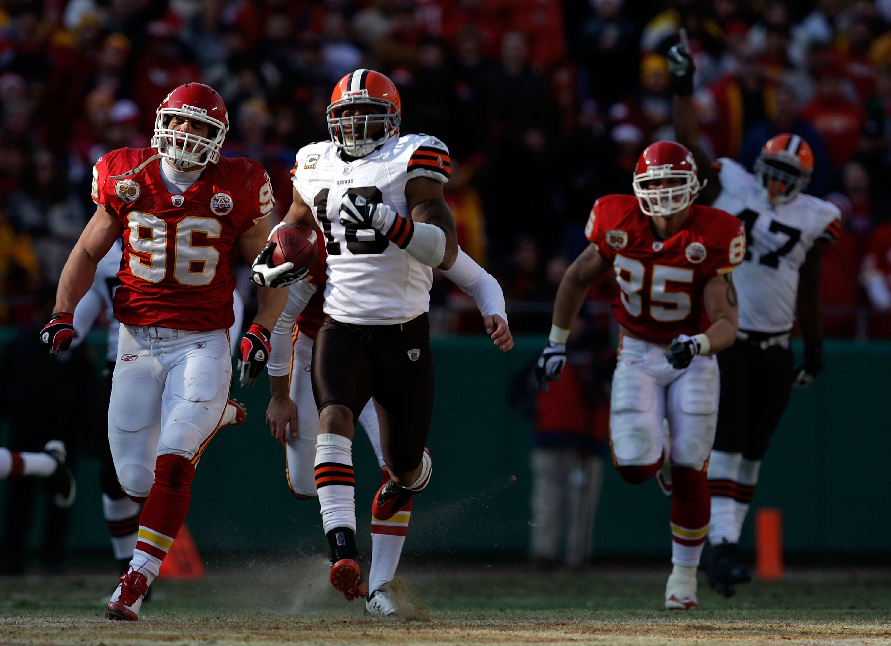 Browns WR Josh Cribbs to be inducted into Greater Cleveland Sports