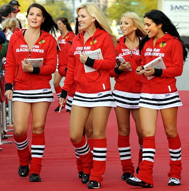 chicago blackhawks cheerleader outfit