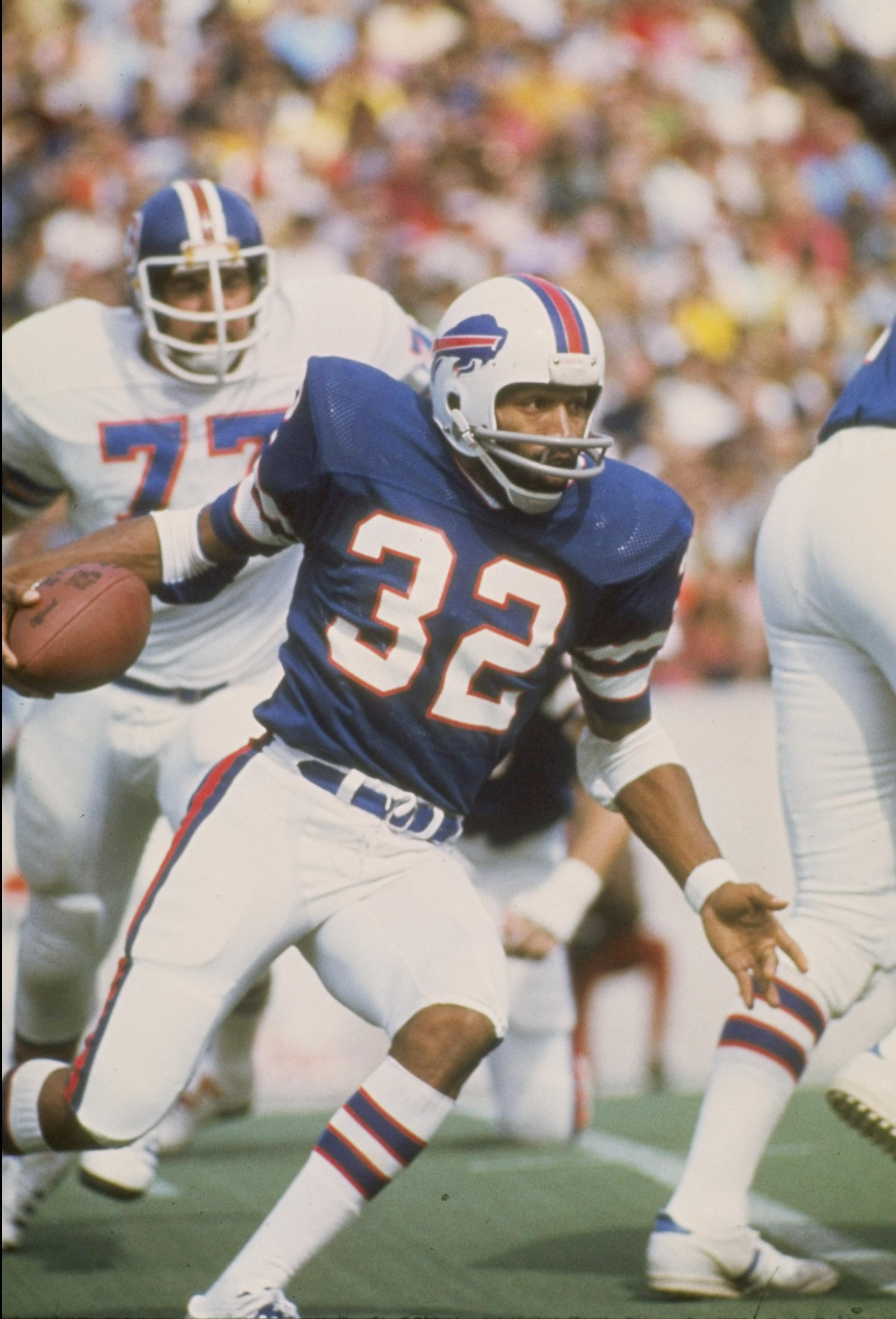 Buffalo Bills football team issuing O.J. Simpson's jersey No. 32