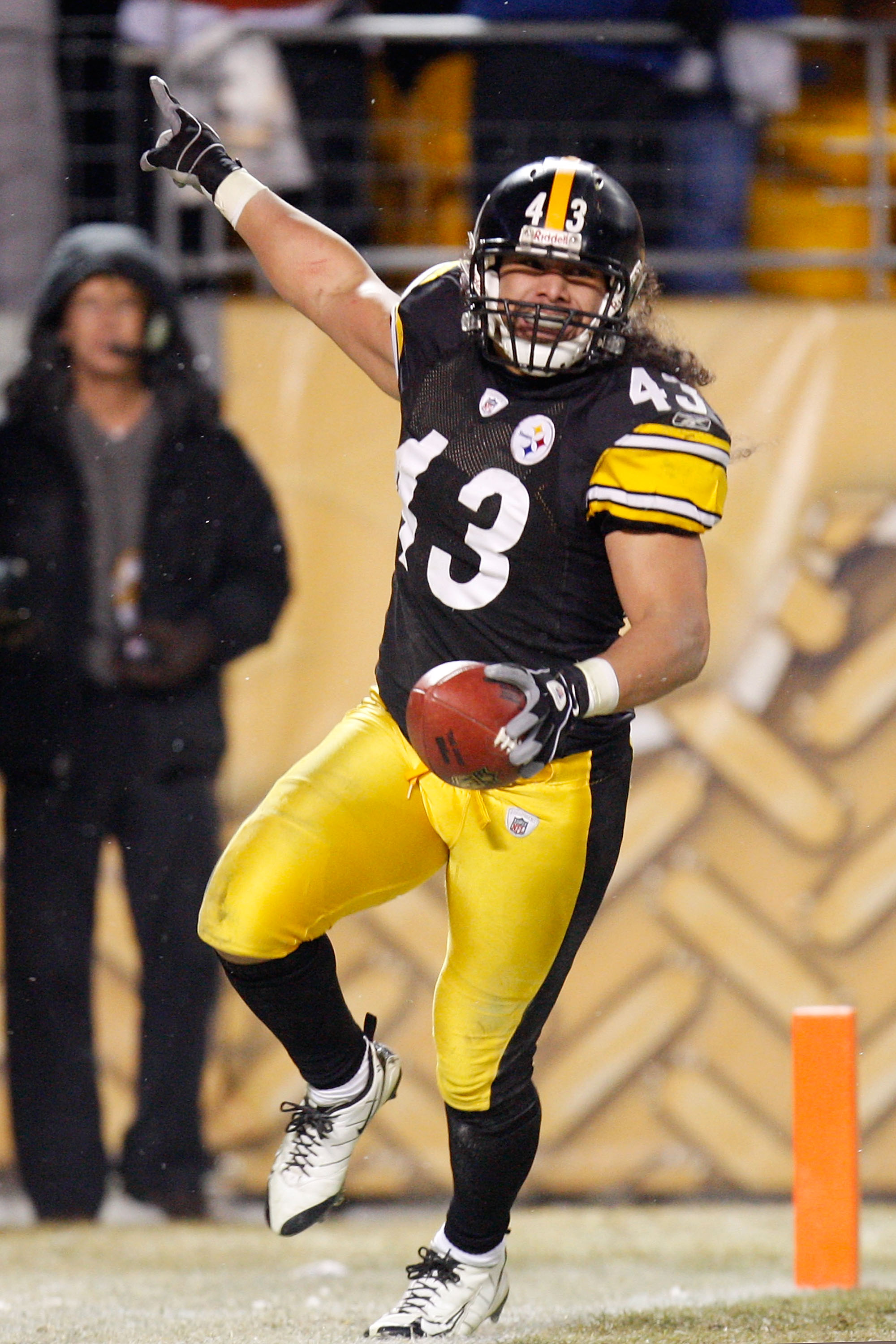 Pittsburgh Steelers Preview: Top 10 Ways Troy Polamalu Helps the Defense, News, Scores, Highlights, Stats, and Rumors