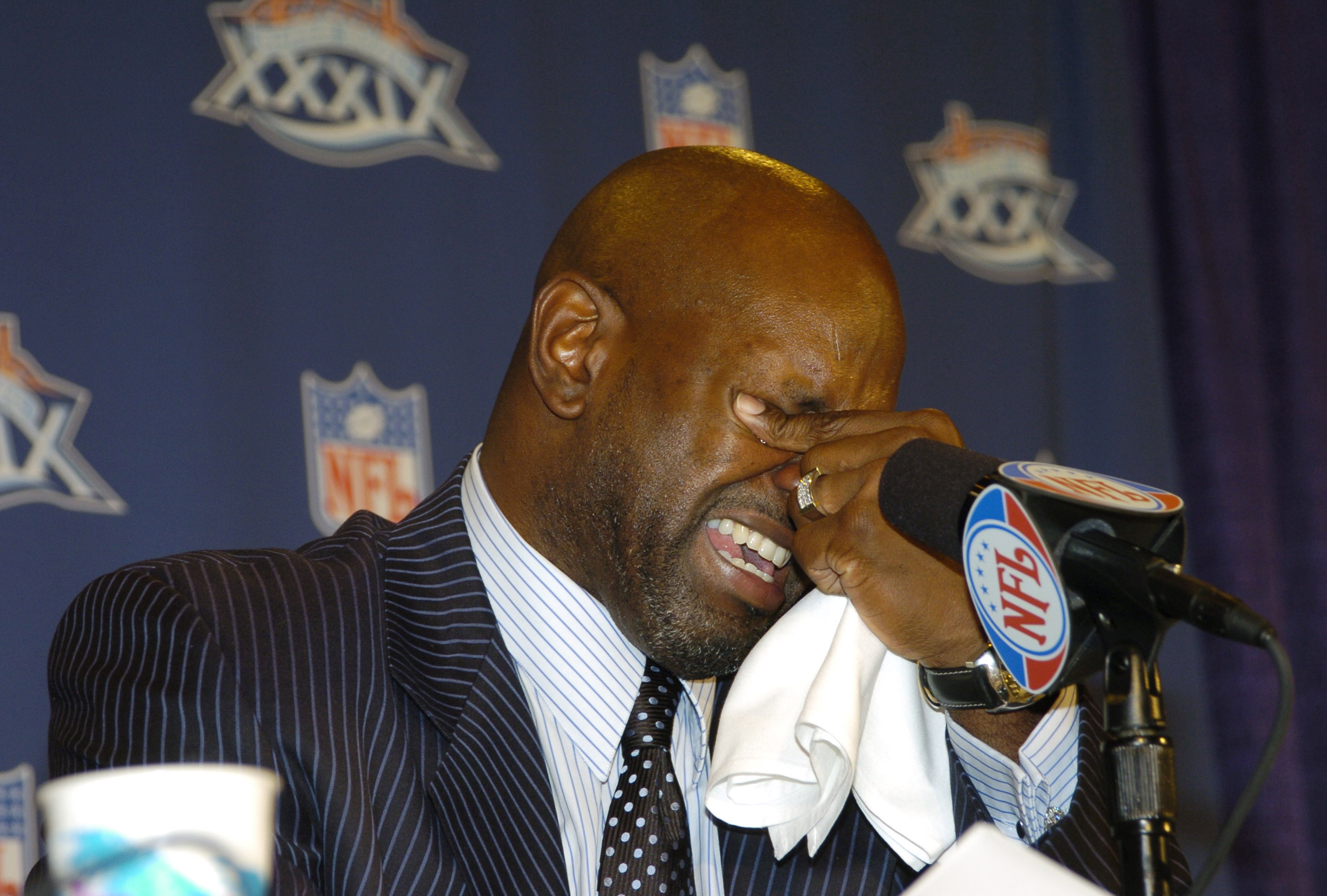 What A Rush: The Top 15 Moments In Emmitt Smith's Career | Bleacher ...