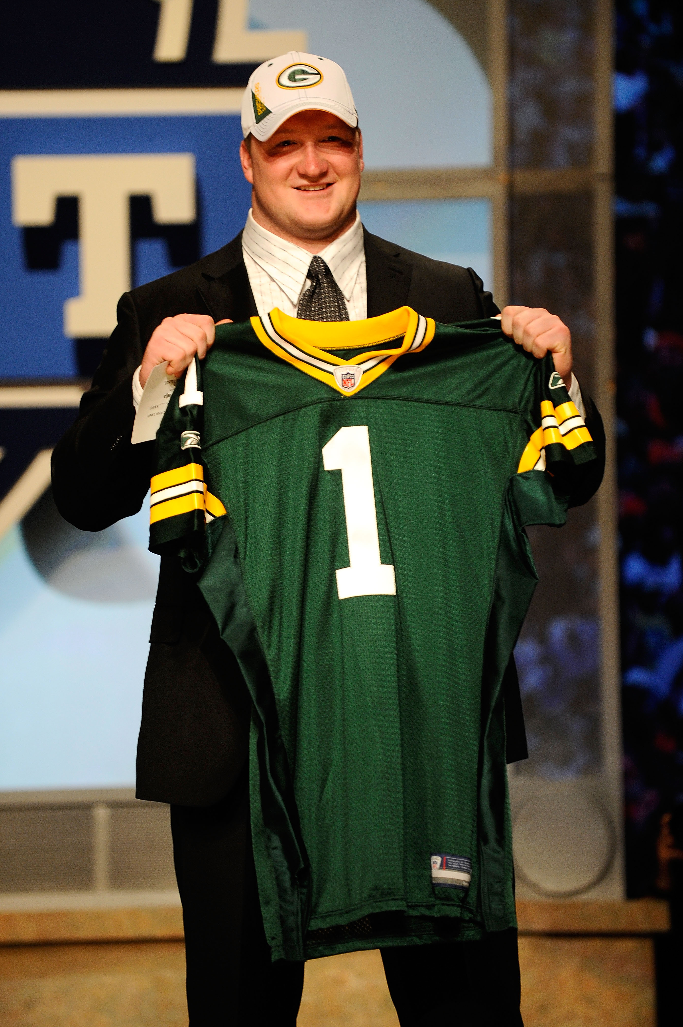 Packers take Iowa OT Bulaga with 23rd overall pick - The San Diego