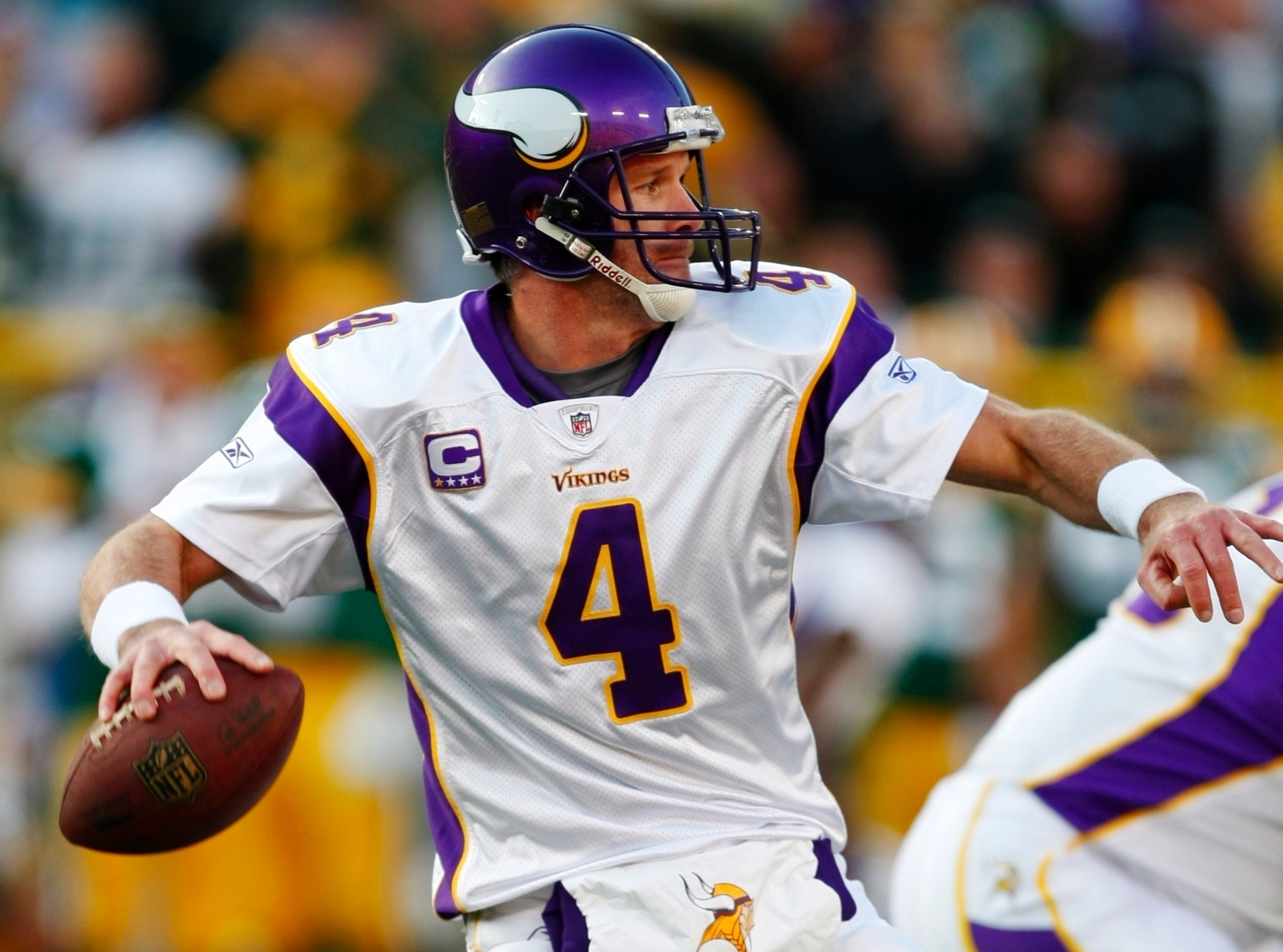 Top QBs through Super Bowl XL: Brett Favre, Tom Brady rise