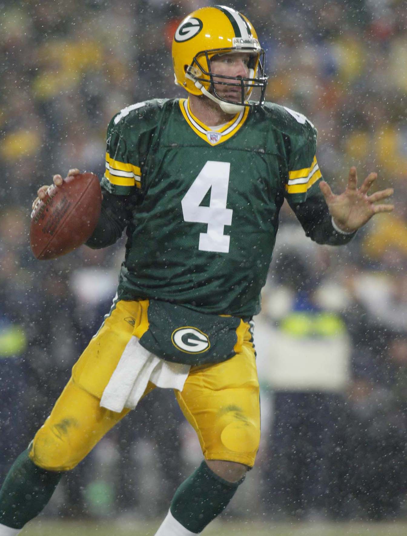 Ranking All 20 Seasons of Brett Favre's NFL Career - 3. 1996