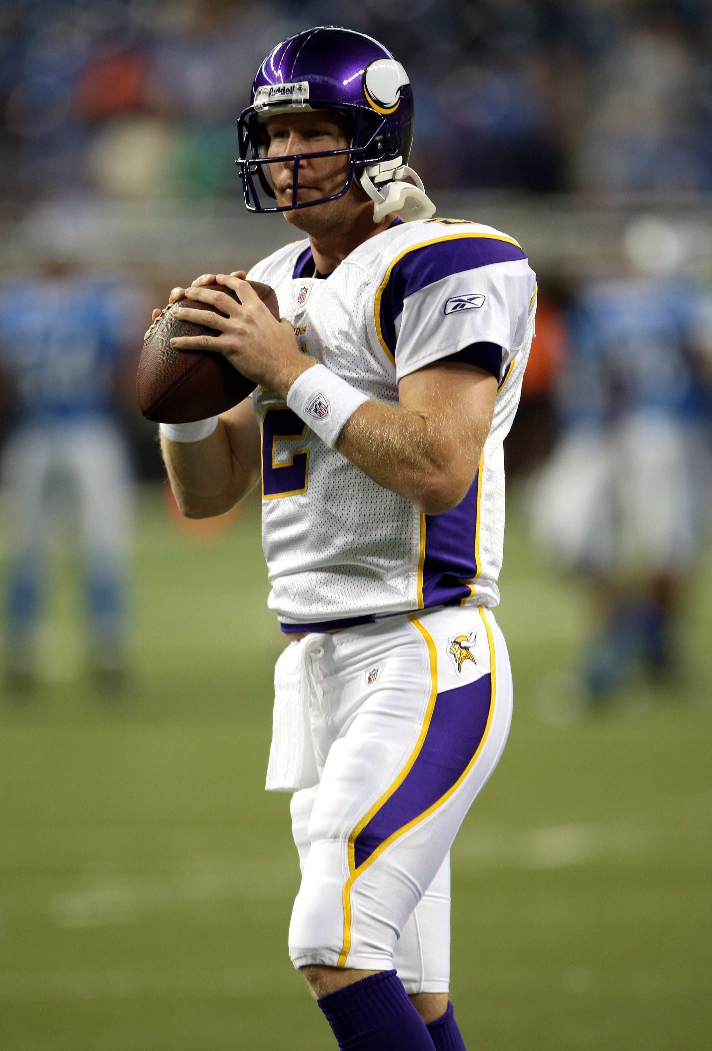 Brett Favre starts for Vikings, moves well on foot - The San Diego