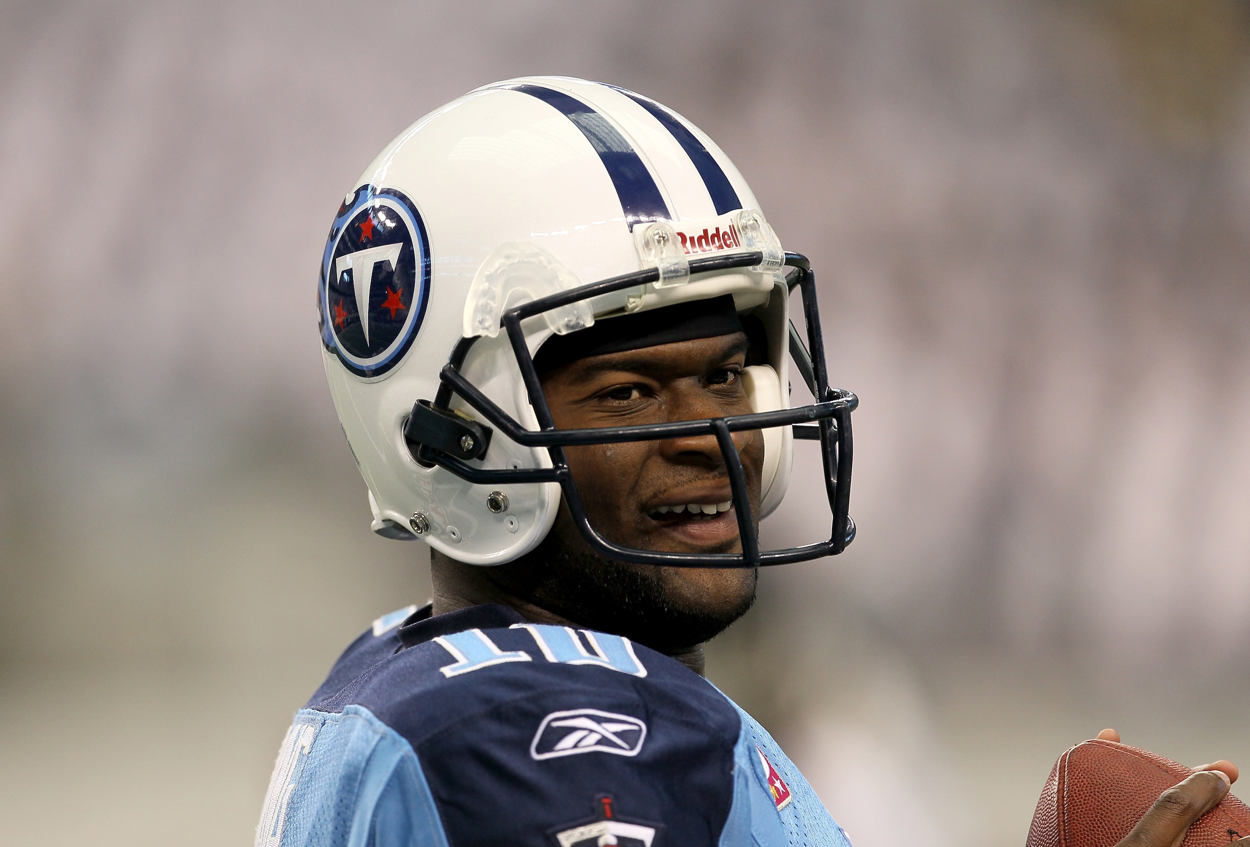 ARLINGTON, TX - OCTOBER 10: Quarteback Vince Young #10 of the Tennessee Titans warms up for the game with the Dallas Cowboys at Cowboys Stadium on October 10, 2010 in Arlington, Texas. (Photo by Stephen Dunn/Getty Images)