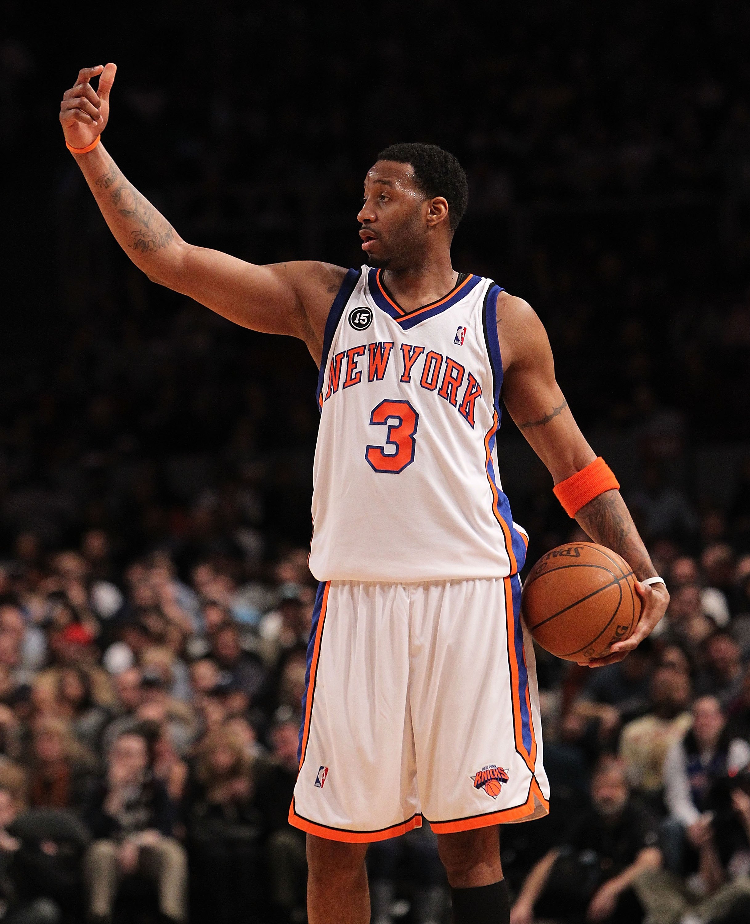 Toronto Raptors' T.J. Ford drives the ball around New York Knicks