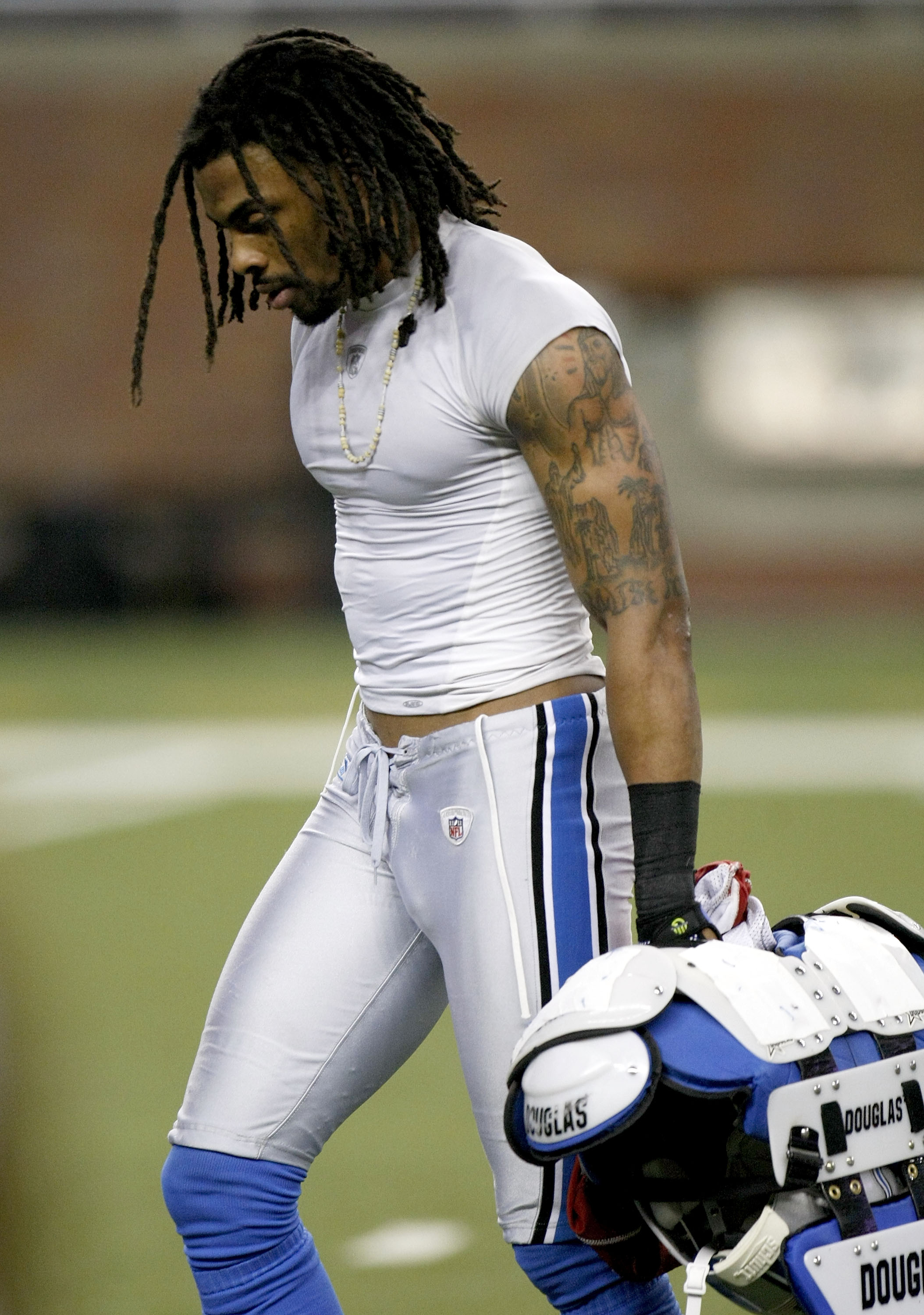 Detroit Lions might limit safety Louis Delmas in practice this season 