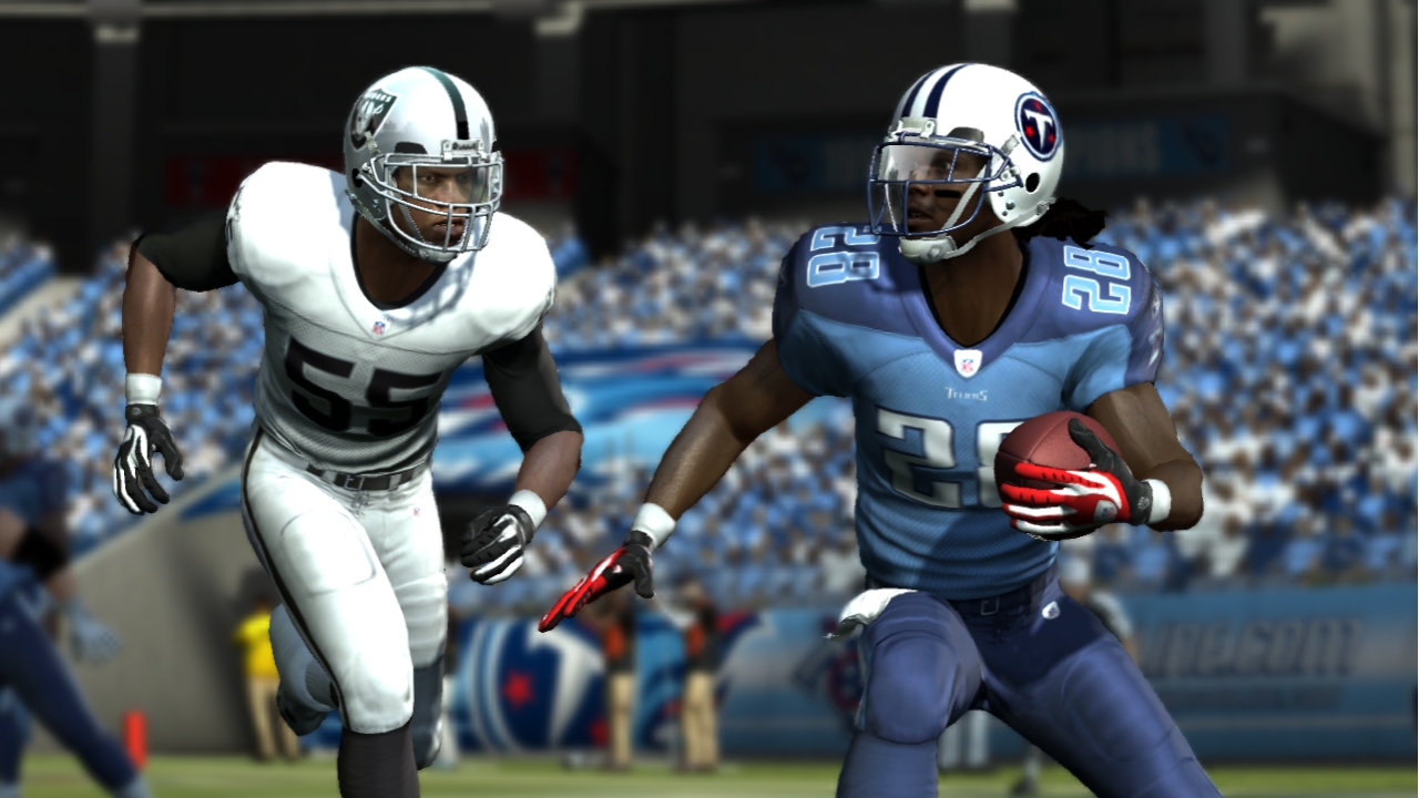 Madden NFL 11 Preview - Hands-On With Madden NFL 11 - Game Informer