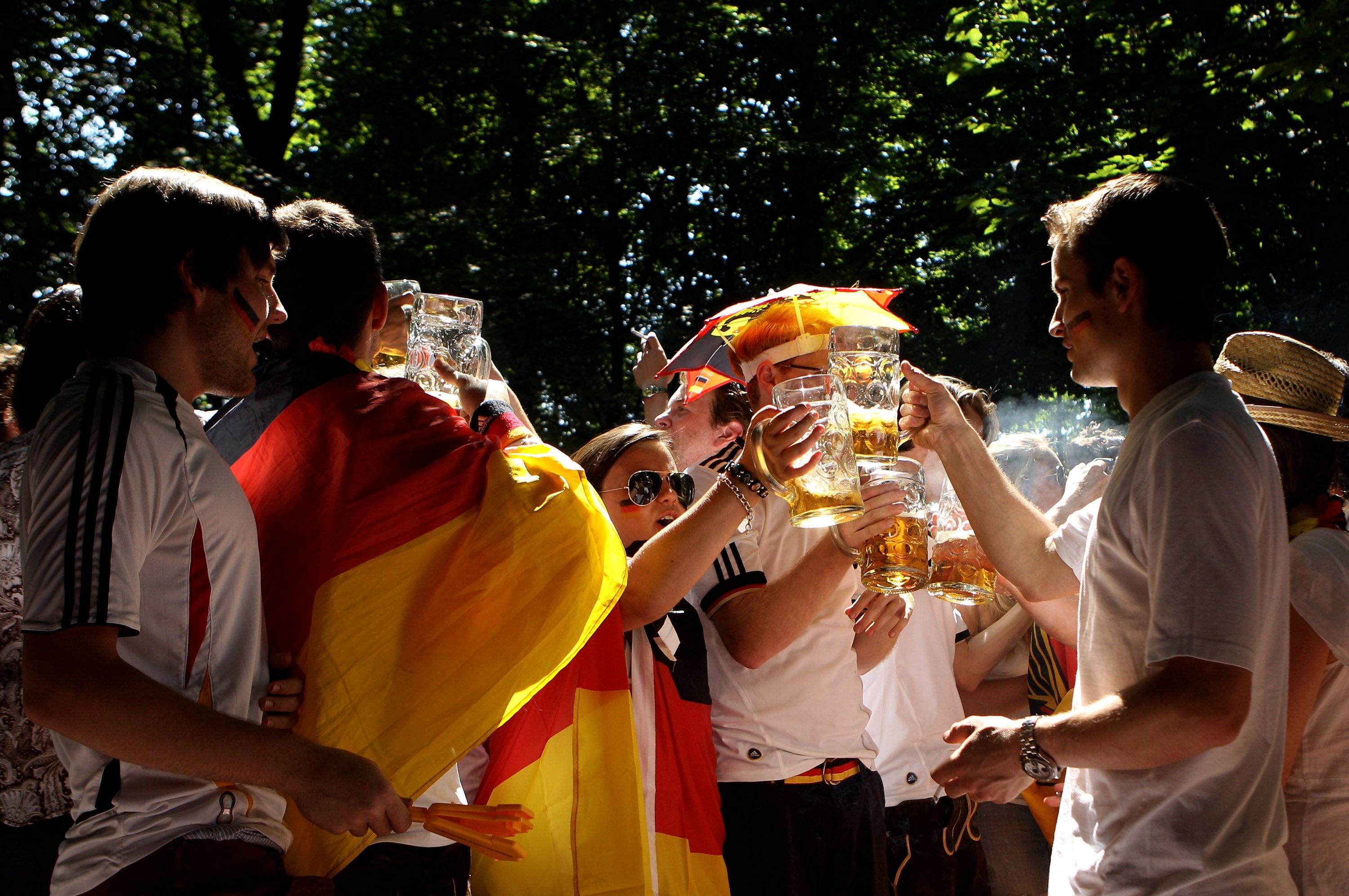 The 10 “Douchiest” Fans in Sports News, Scores, Highlights, Stats