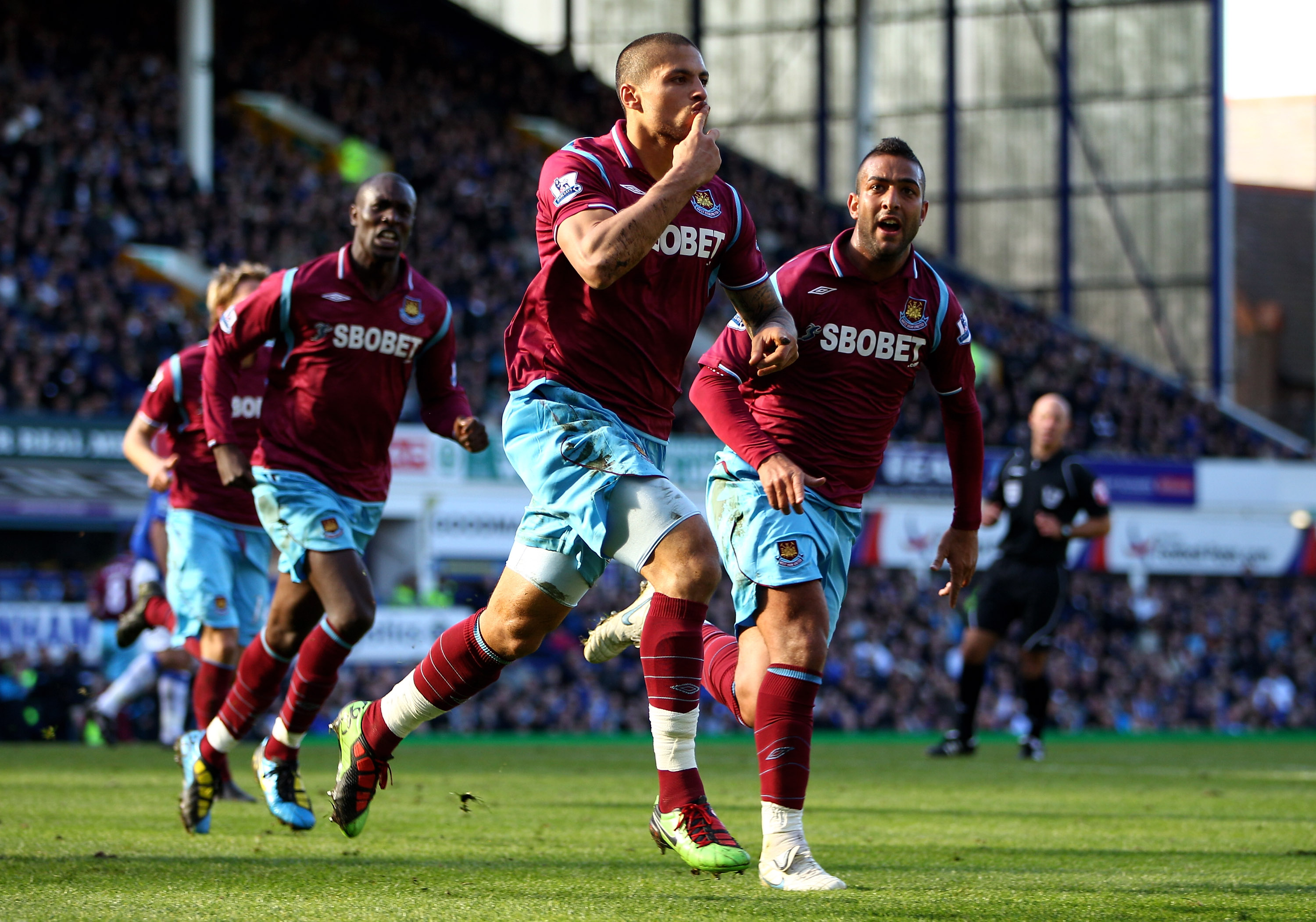 Premier League 2010-11 Preview: West Ham United, Forging Survival From The  Cluster 