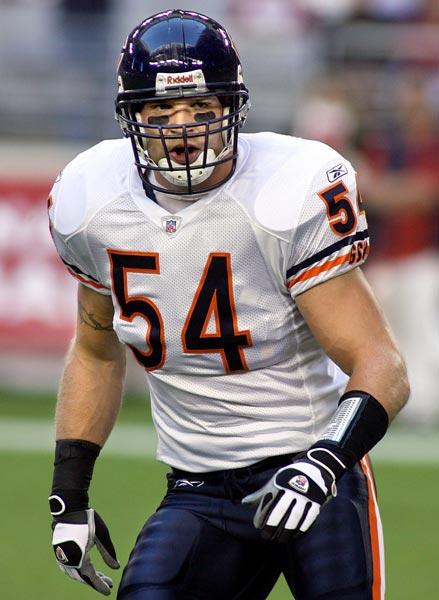 Brian Urlacher was the prototype for middle linebacker in 2000s