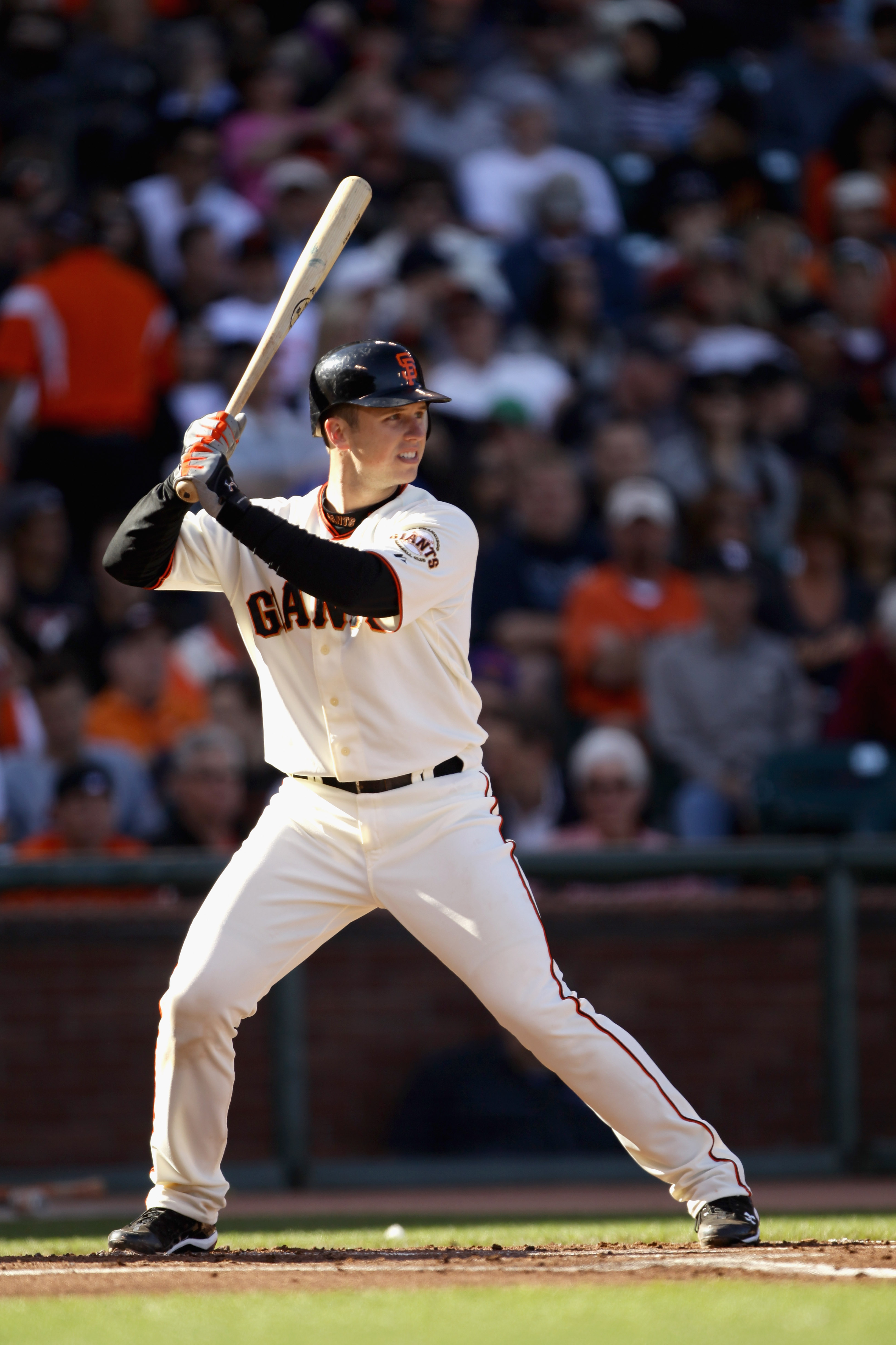 SAN FRANCISCO - AUGUST 01:  Buster Posey #28 of the San Francisco Giants bats against the Los Angeles Dodgers at AT&T Park on August 1, 2010 in San Francisco, California.  (Photo by Ezra Shaw/Getty Images)