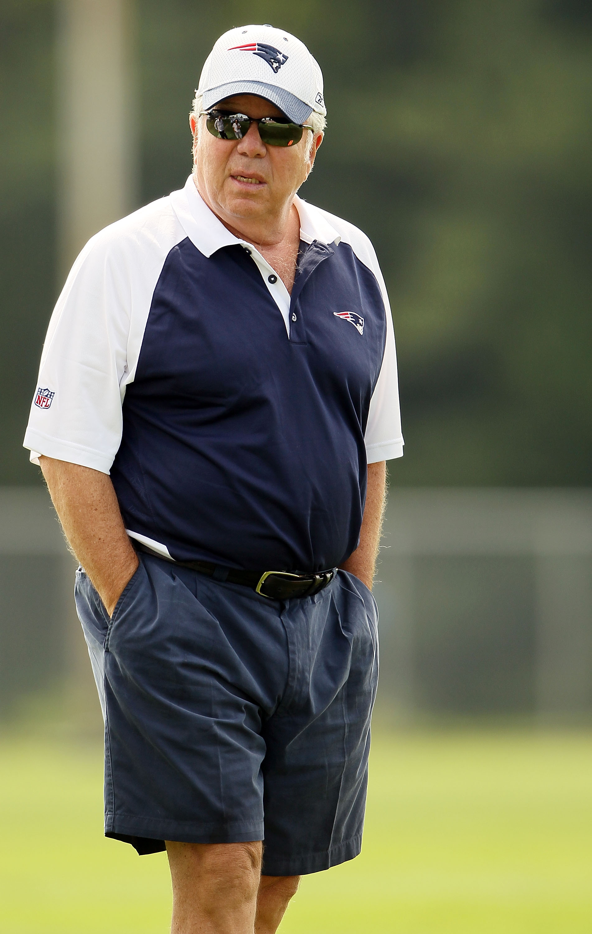 FOXBORO, MA - AUGUST 02:  Owner Bob Kraft of the New England Patriots watches his team in training camp on August 2, 2010 at Gillette Stadium in Foxboro, Massachusetts.  (Photo by Elsa/Getty Images)