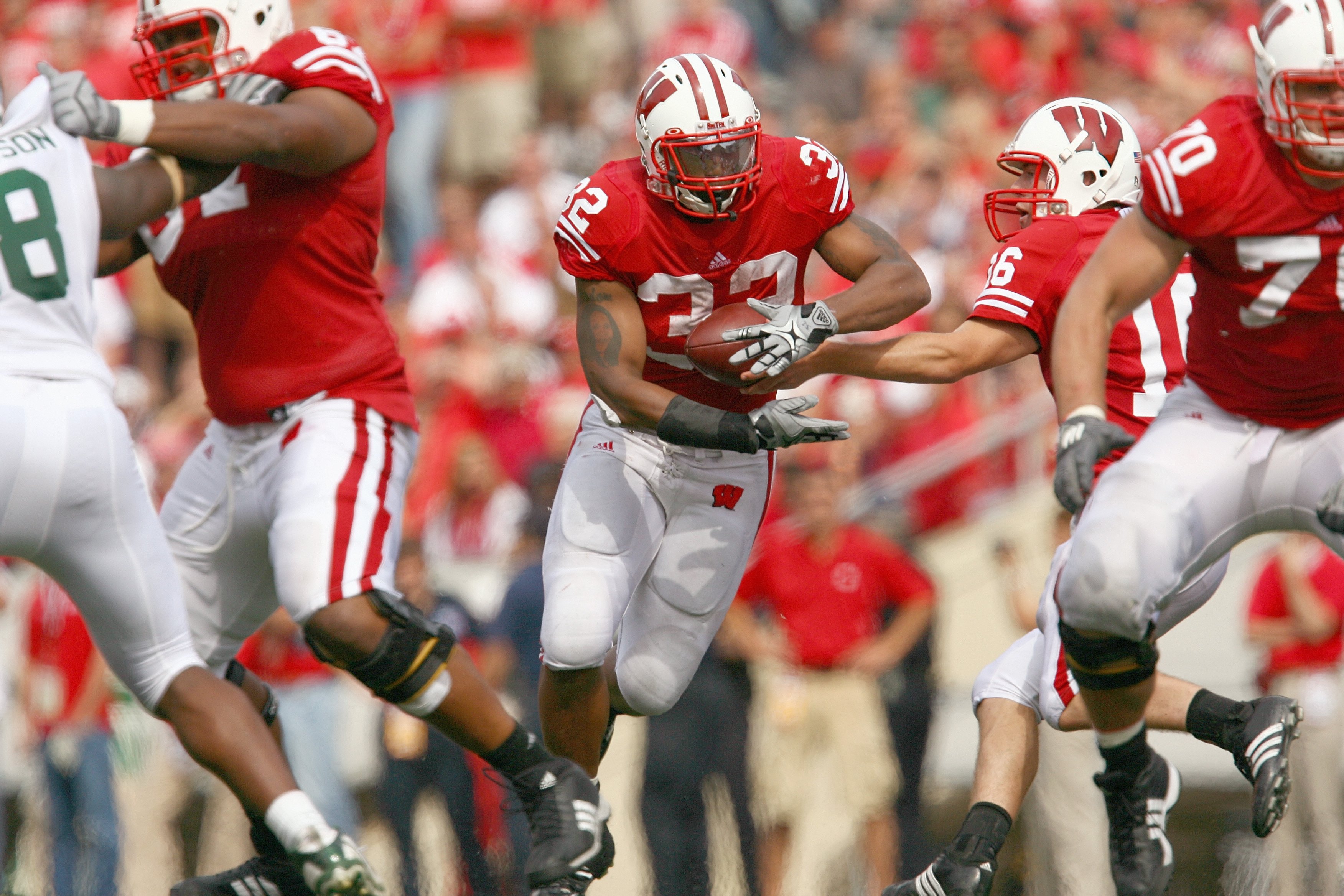MADISON, WI - SEPTEMBER 26: John Clay #32 of the Wisconsin Badgers carries the ball during the game against the Michigan State Spartans on September 26, 2009 at Camp Randall Stadium in Madison, Wisconsin. Wisconsin defeated Michigan State 38-30. (Photo b