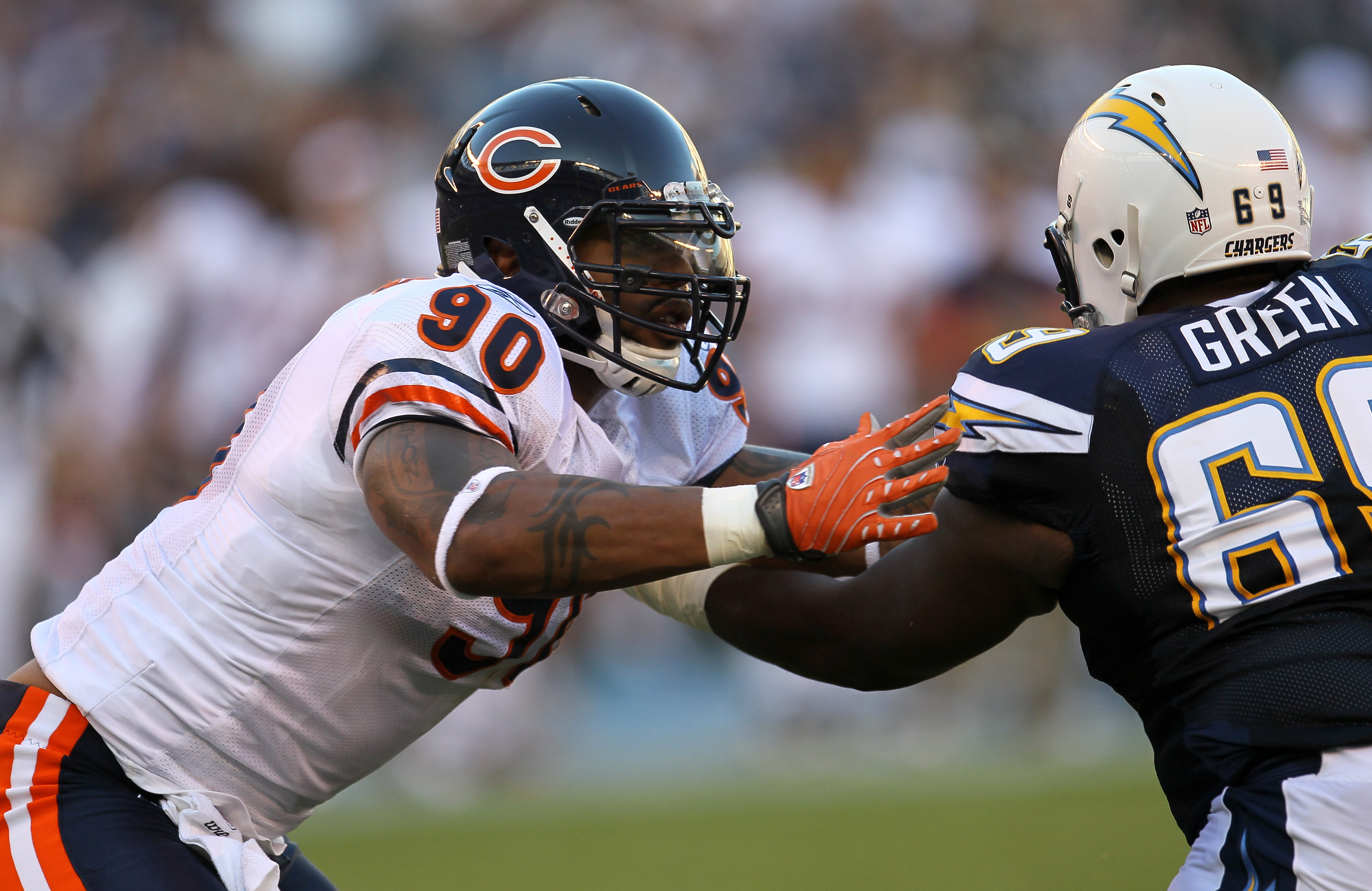 Photo: NFL FOOTBALL - SAN DIEGO CHARGERS VS. CHICAGO BEARS - CHI2003110202  