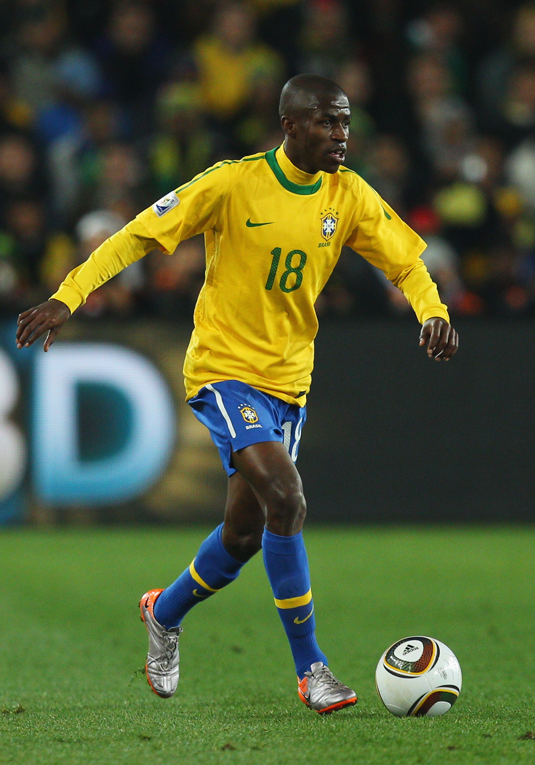 JOHANNESBURG, SOUTH AFRICA - JUNE 28:  Ramires of Brazil runs with the ball during the 2010 FIFA World Cup South Africa Round of Sixteen match between Brazil and Chile at Ellis Park Stadium on June 28, 2010 in Johannesburg, South Africa.  (Photo by Camero