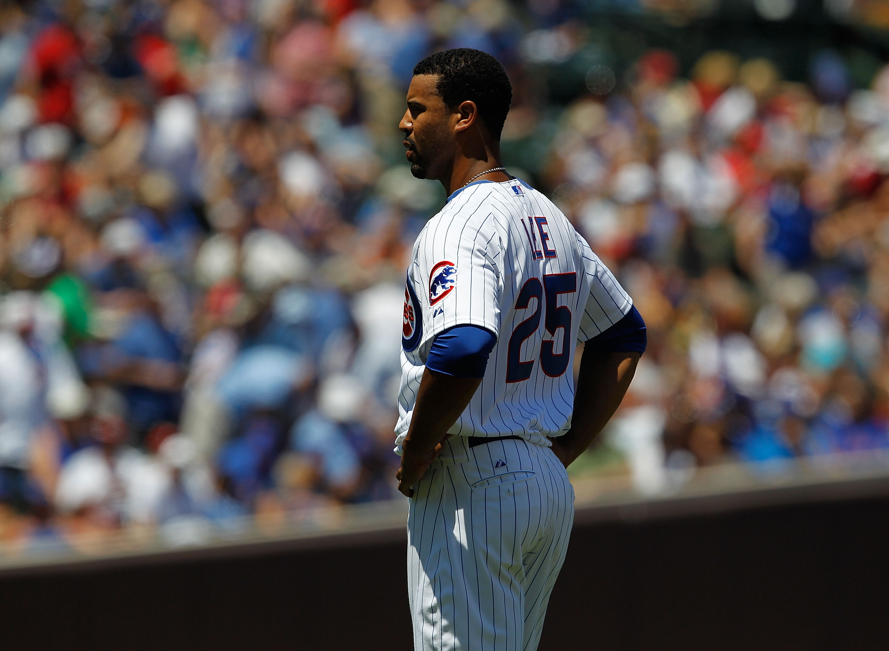 Braves acquire 1B Derrek Lee from Cubs