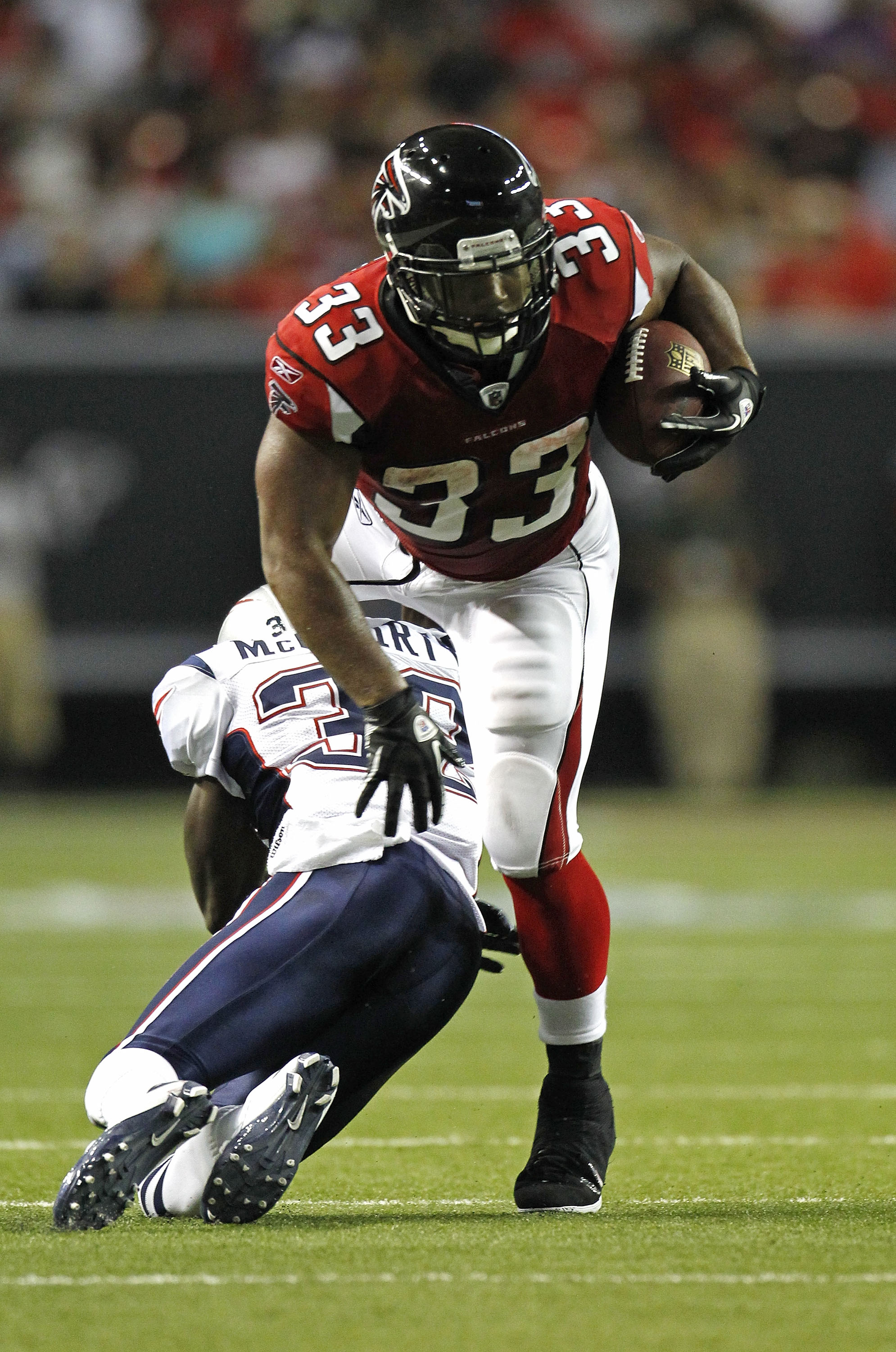 New England Patriots cornerback Leigh Bodden adjusted cornerback News  Photo - Getty Images