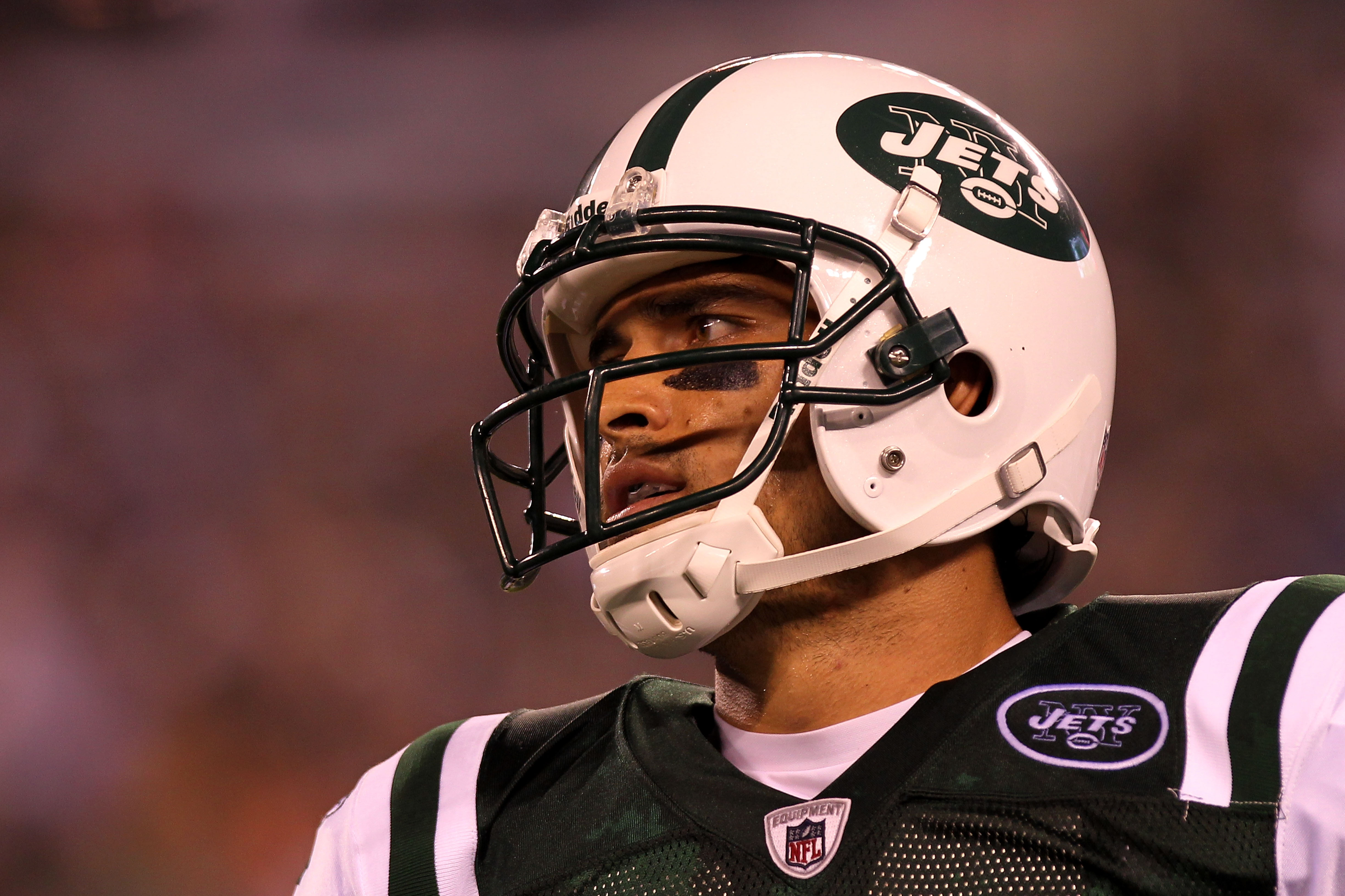 Media Pressure: Mark Sanchez and the Top 10 Players Under the