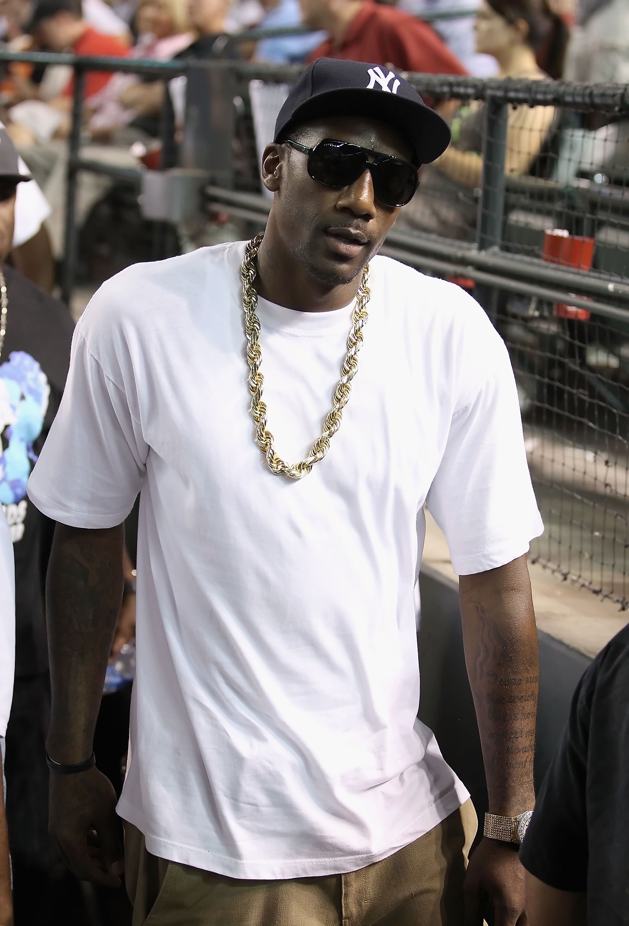 PHOENIX - JUNE 22:  Amar'e Stoudemire of the Phoenix Suns attends the Major League Baseball game between the New York Yankees and the Arizona Diamondbacks at Chase Field on June 22, 2010 in Phoenix, Arizona.  (Photo by Christian Petersen/Getty Images)