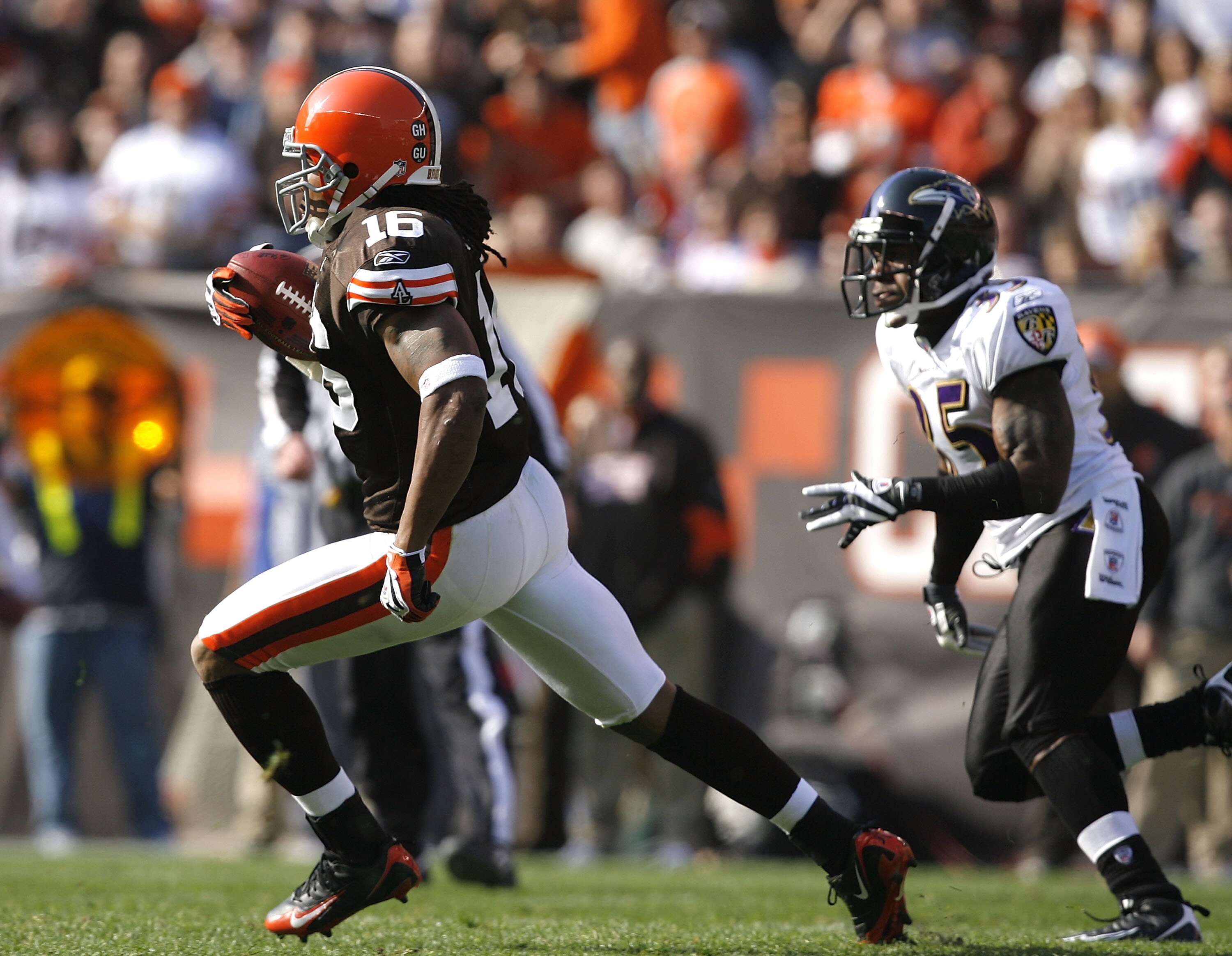 St. Louis Rams vs. Cleveland Browns Talking About Joshua Cribbs News, Scores, Highlights