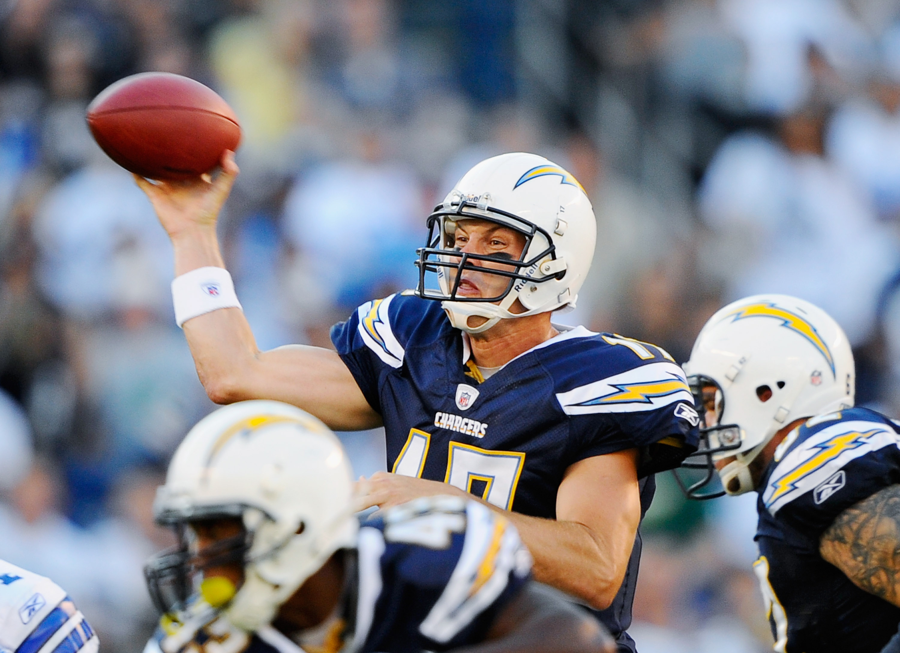 Chargers QB Philip Rivers clears concussion protocol, set to start