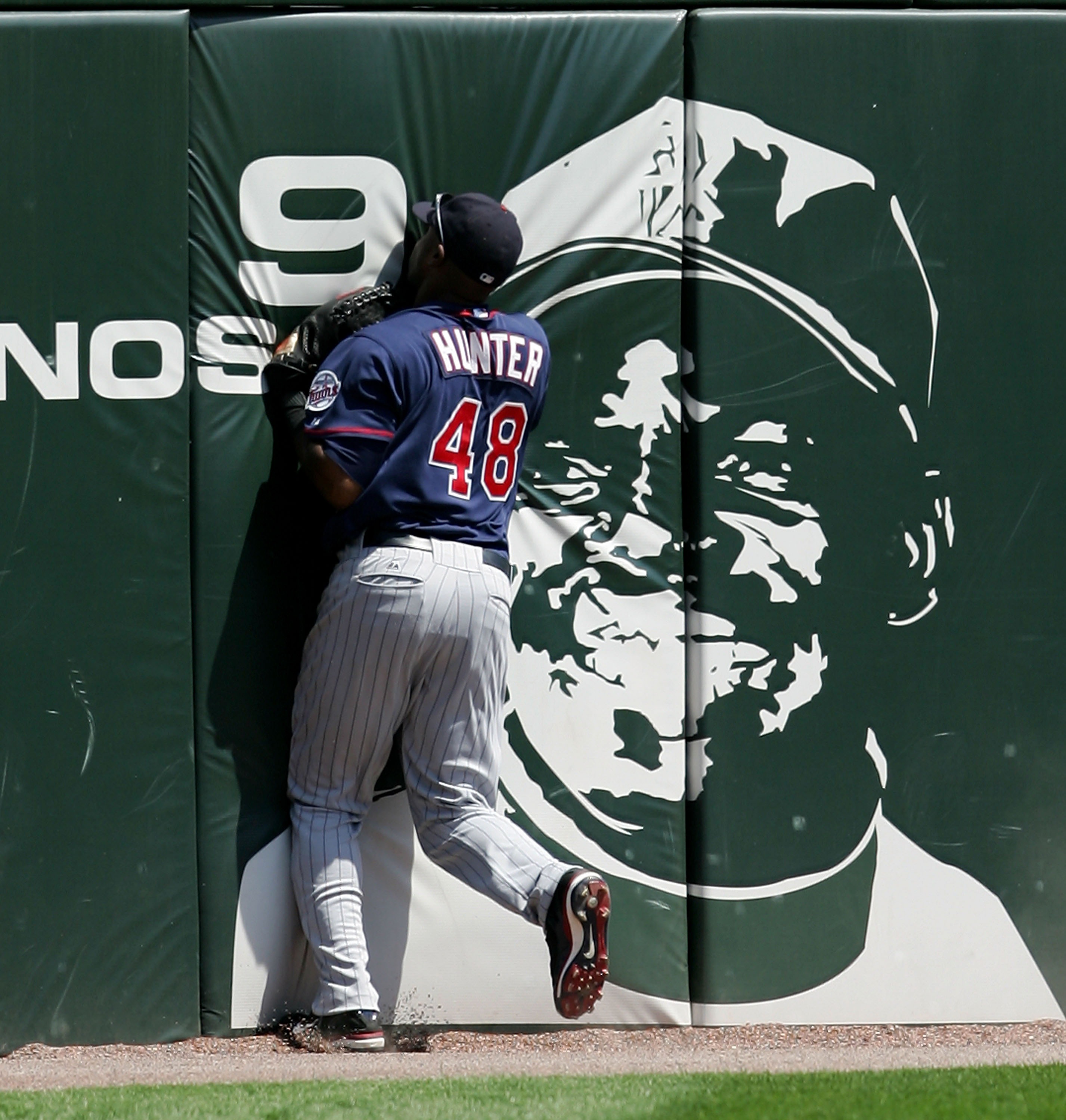 Cubs, Yankees, Red Sox should have claimed Joe Mauer on waivers