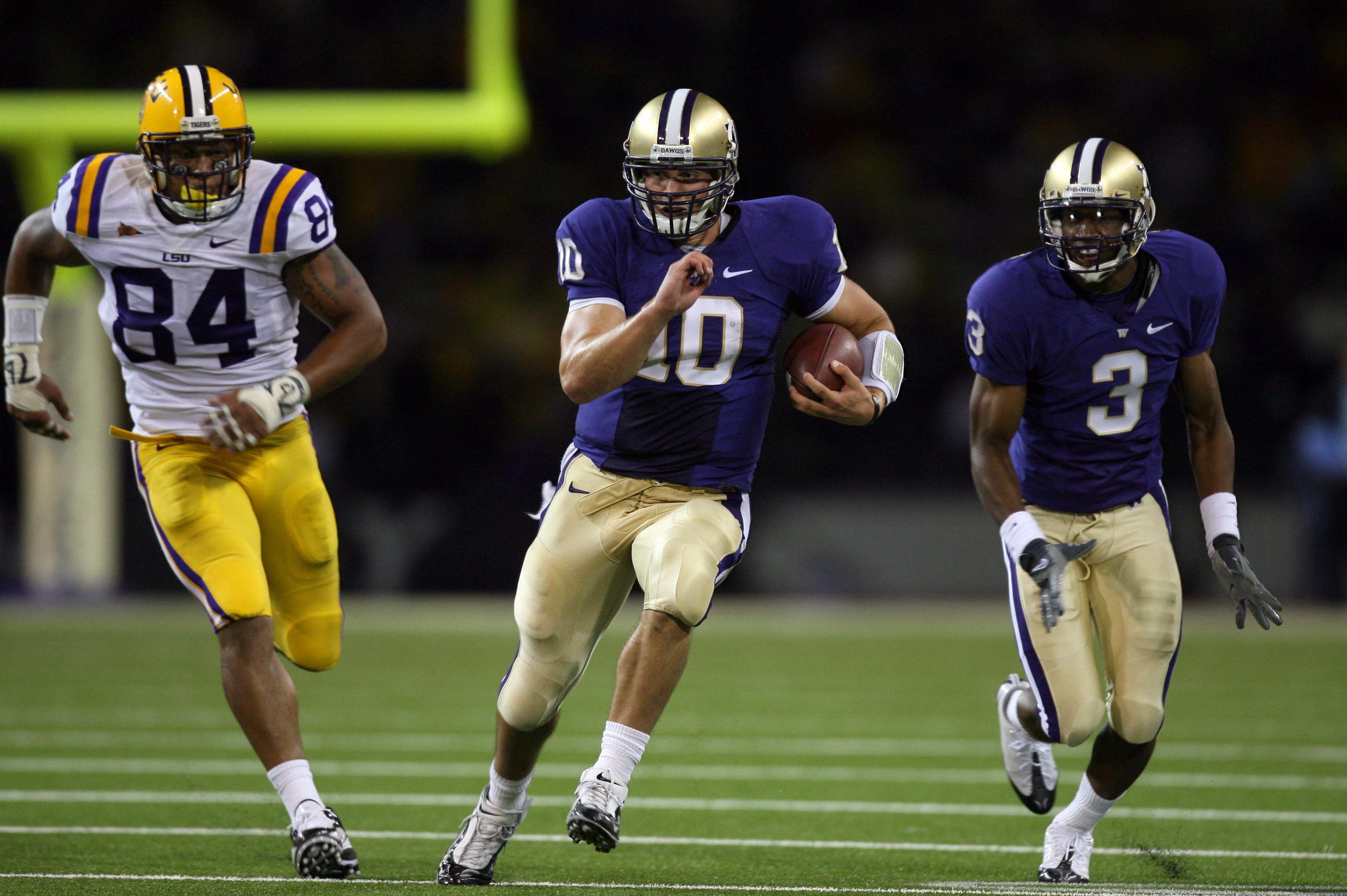 Football isn't all that matters to Husky star Jake Locker