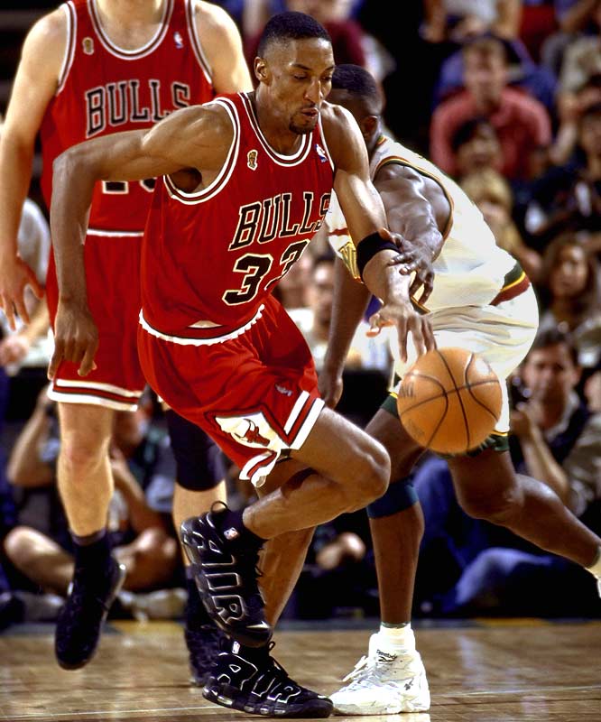 Chicago Bulls: 10 Ideas For Scottie Pippen's United Center Statue ...