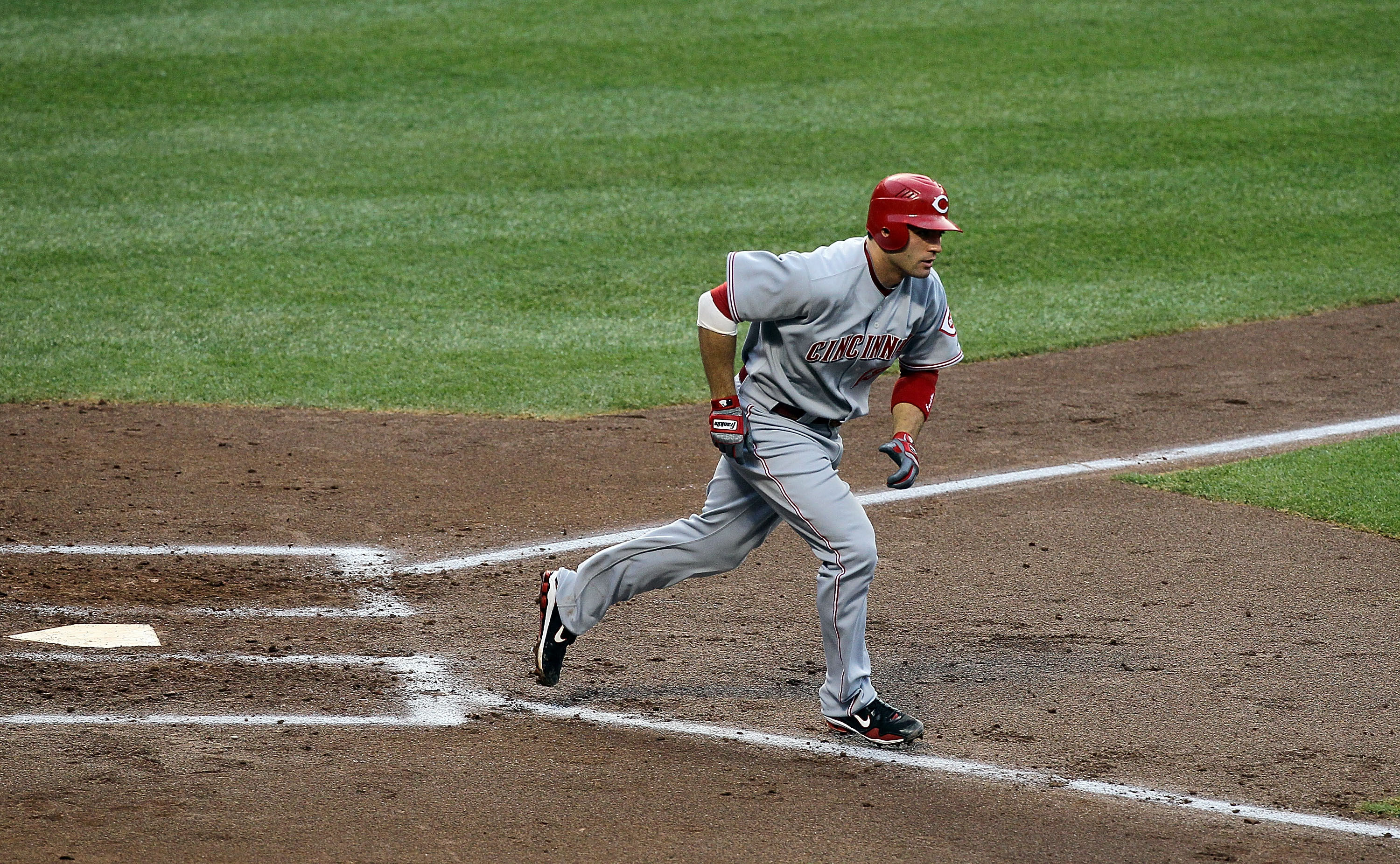 The Athletic - On Wednesday, Joey Votto and the Cincinnati Reds will  present Albert Pujols with a gift. What does the gesture mean to Votto?  Read more