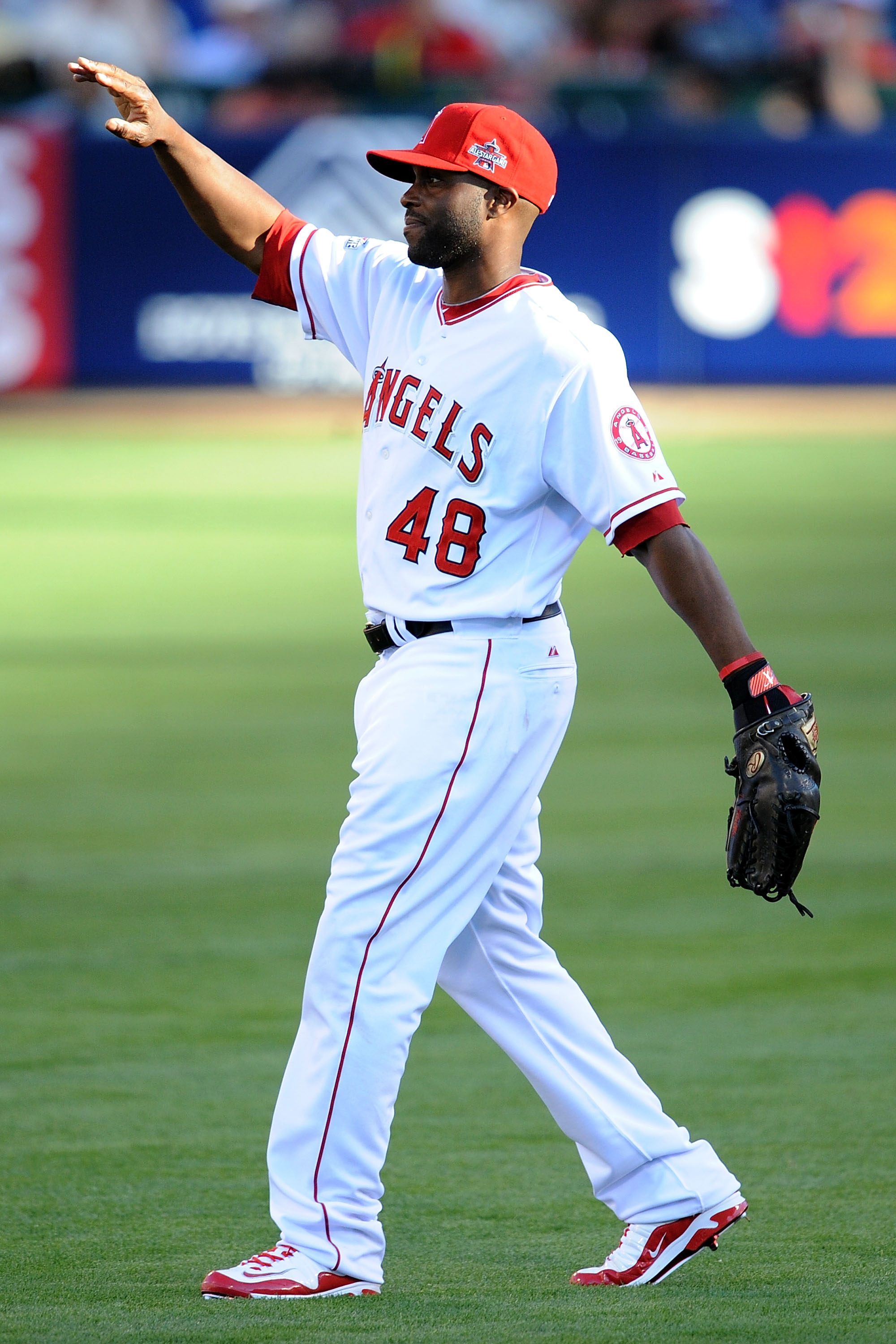 Potential Rangers OF, D-FW resident Torii Hunter signs with Tigers