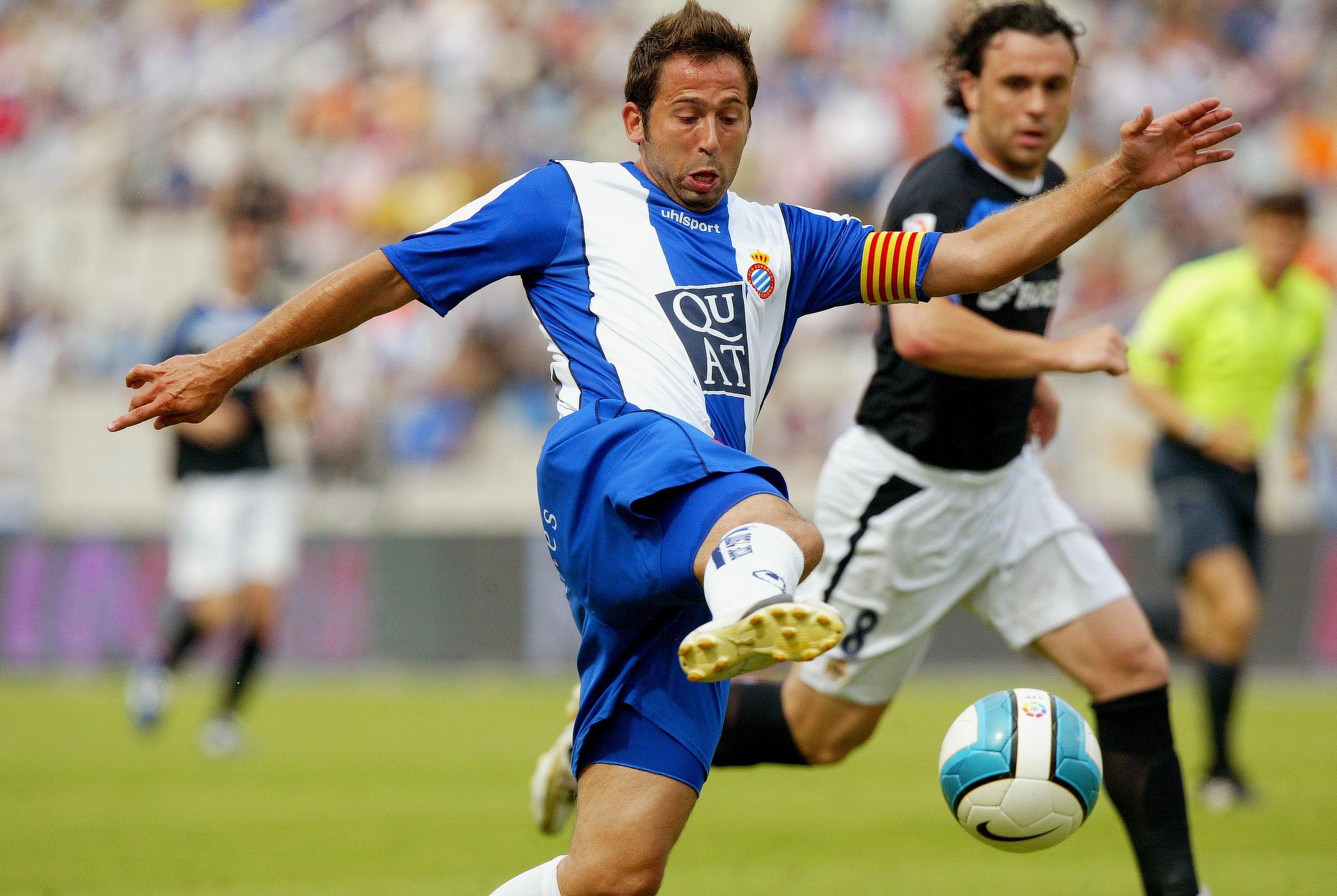 BARCELONA, SPAIN - JUNE 17: Raul Tamudo of Espanyol in action during the La Liga match between Espanyol and Deportivo at the Lluis Companys stadium on June 17, 2007 in Barcelona, Spain. (Photo by Bagu Blanco/Getty Images).