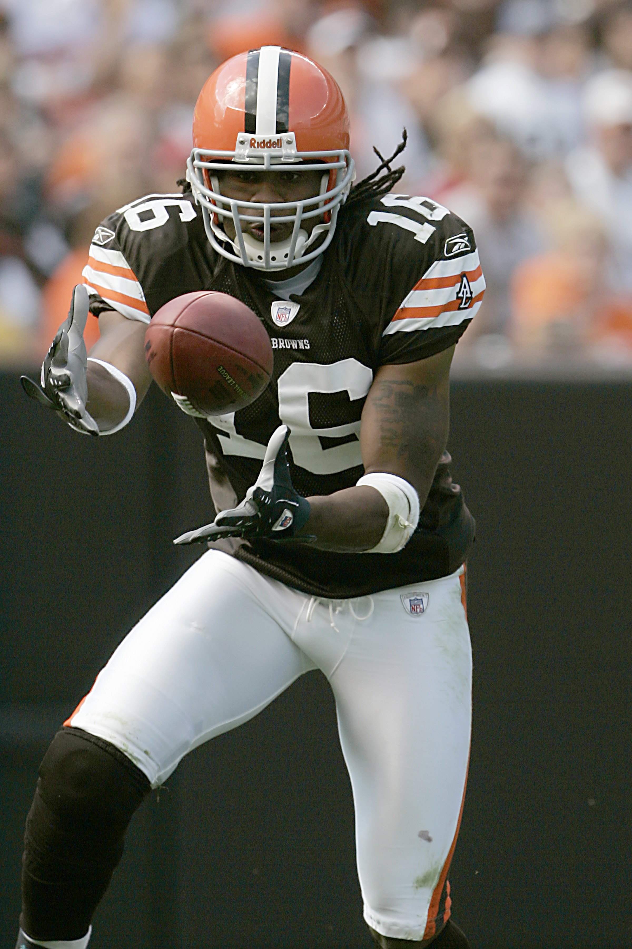 Cleveland Browns' Josh Cribbs catching on as a receiver