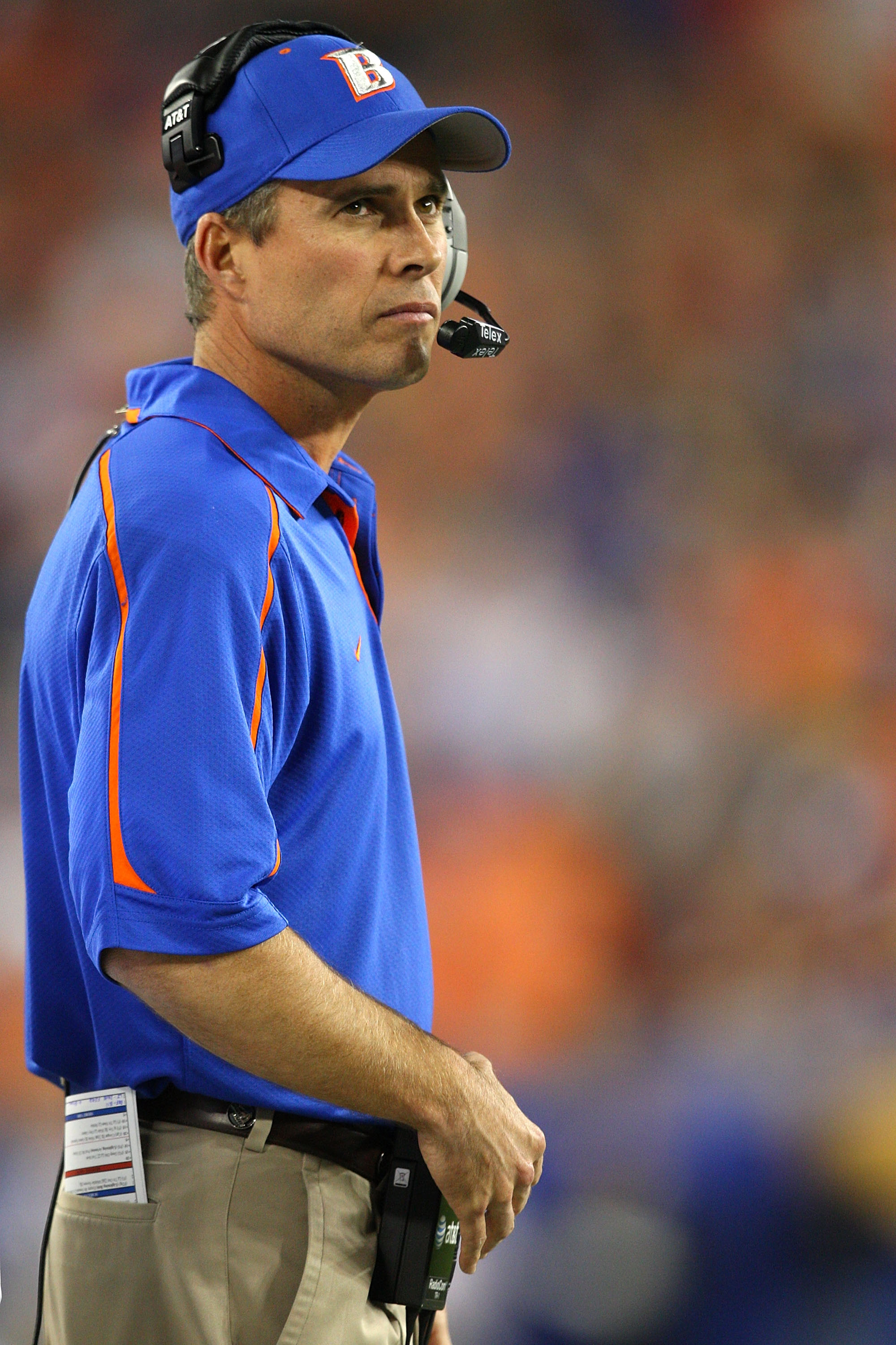 GLENDALE, AZ - JANUARY 04:  Head coach Chris Petersen of the Boise State Broncos looks on in the first half against the TCU Horned Frogs during the Tostitos Fiesta Bowl at the Universtity of Phoenix Stadium on January 4, 2010 in Glendale, Arizona.  (Photo