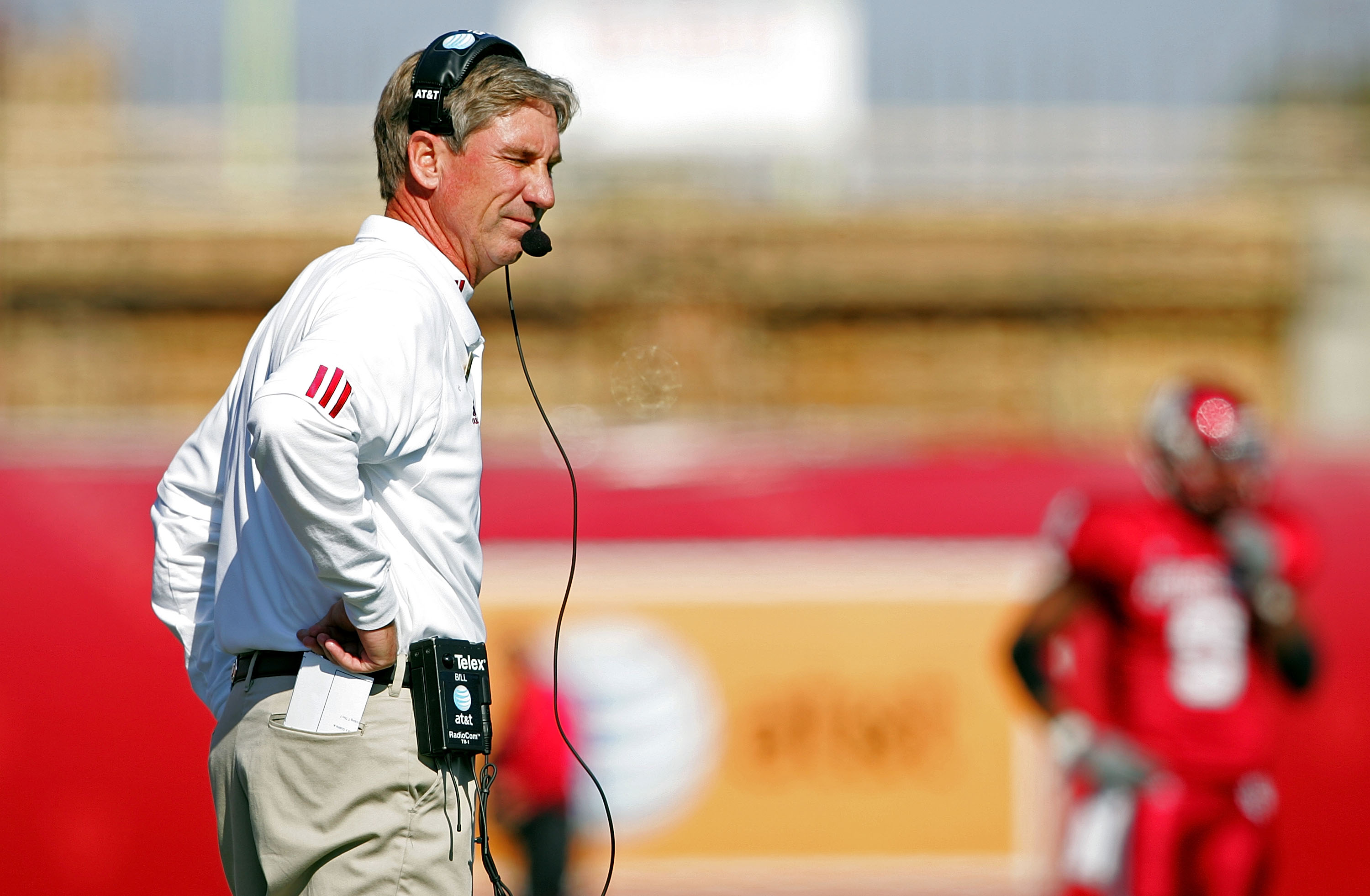 BLOOMINGTON, IN - NOVEMBER 3:  Bill Lynch, the Head Coach of the Indiana Hoosiers, is pictured against the Ball State Cardinals during the game at Memorial Stadium November 3, 2007 in Bloomington, Indiana.  (Photo by Andy Lyons/Getty Images)