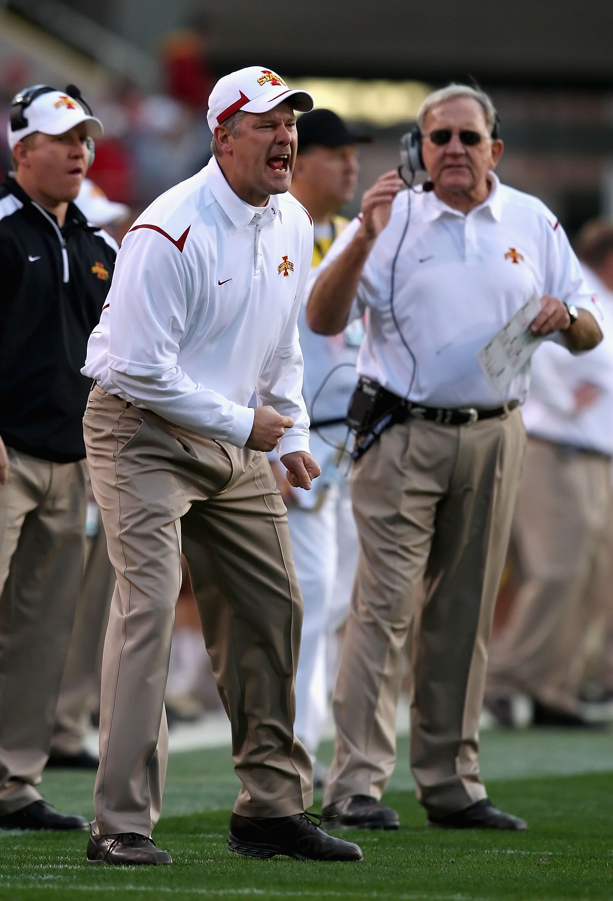 Tempe, AZ - DECEMBER 31:  Head coach Paul Rhoads of the Iowa State Cyclones reacts to a call during the Insight Bowl against the Minnesota Golden Gophers at Arizona Stadium on December 31, 2009 in Tempe, Arizona.  (Photo by Christian Petersen/Getty Images