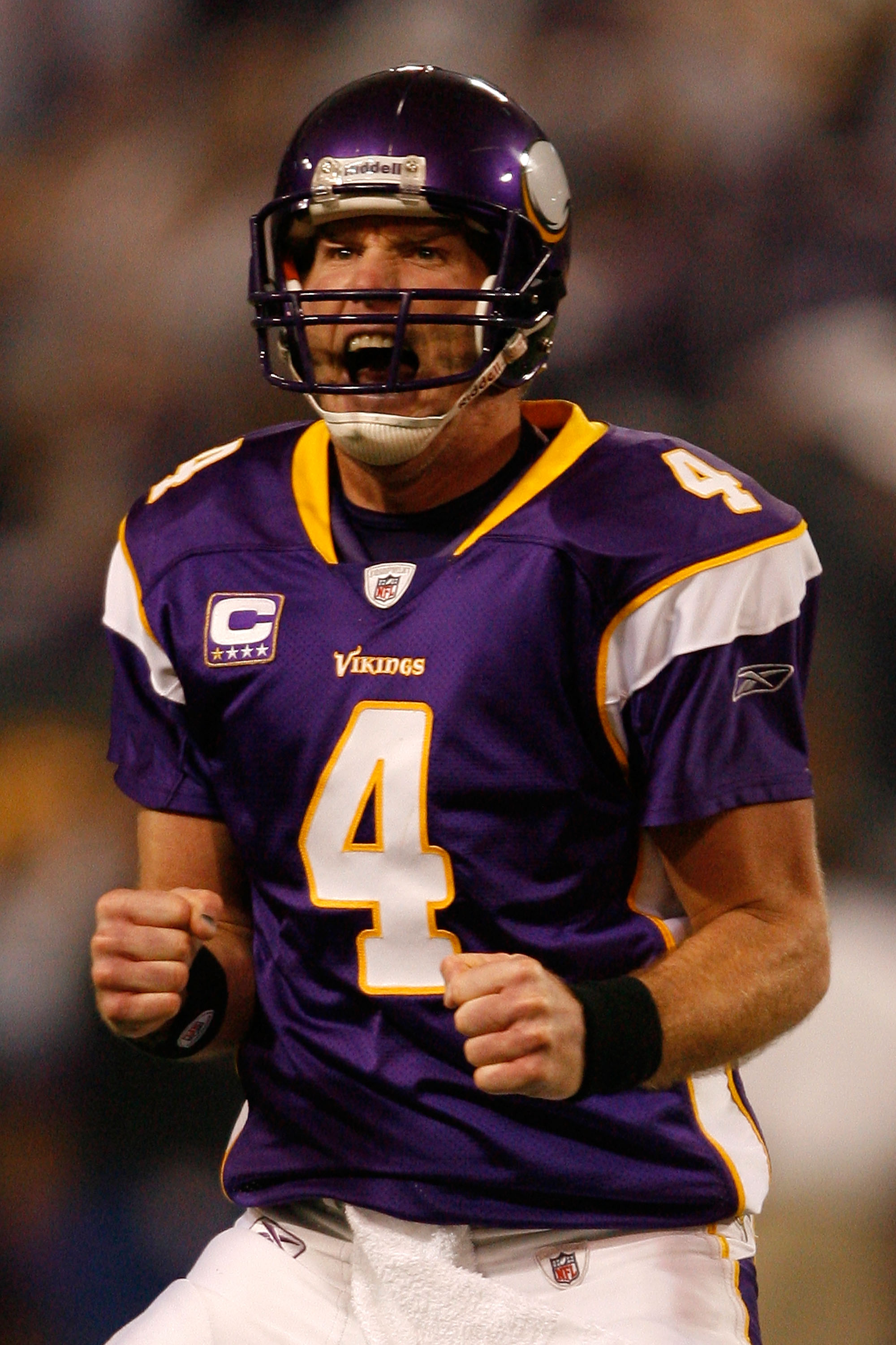 BRETT FAVRE,ADRIAN PETERSON MINNESOTA VIKINGS SUIT UP PLAYOFFS 2009