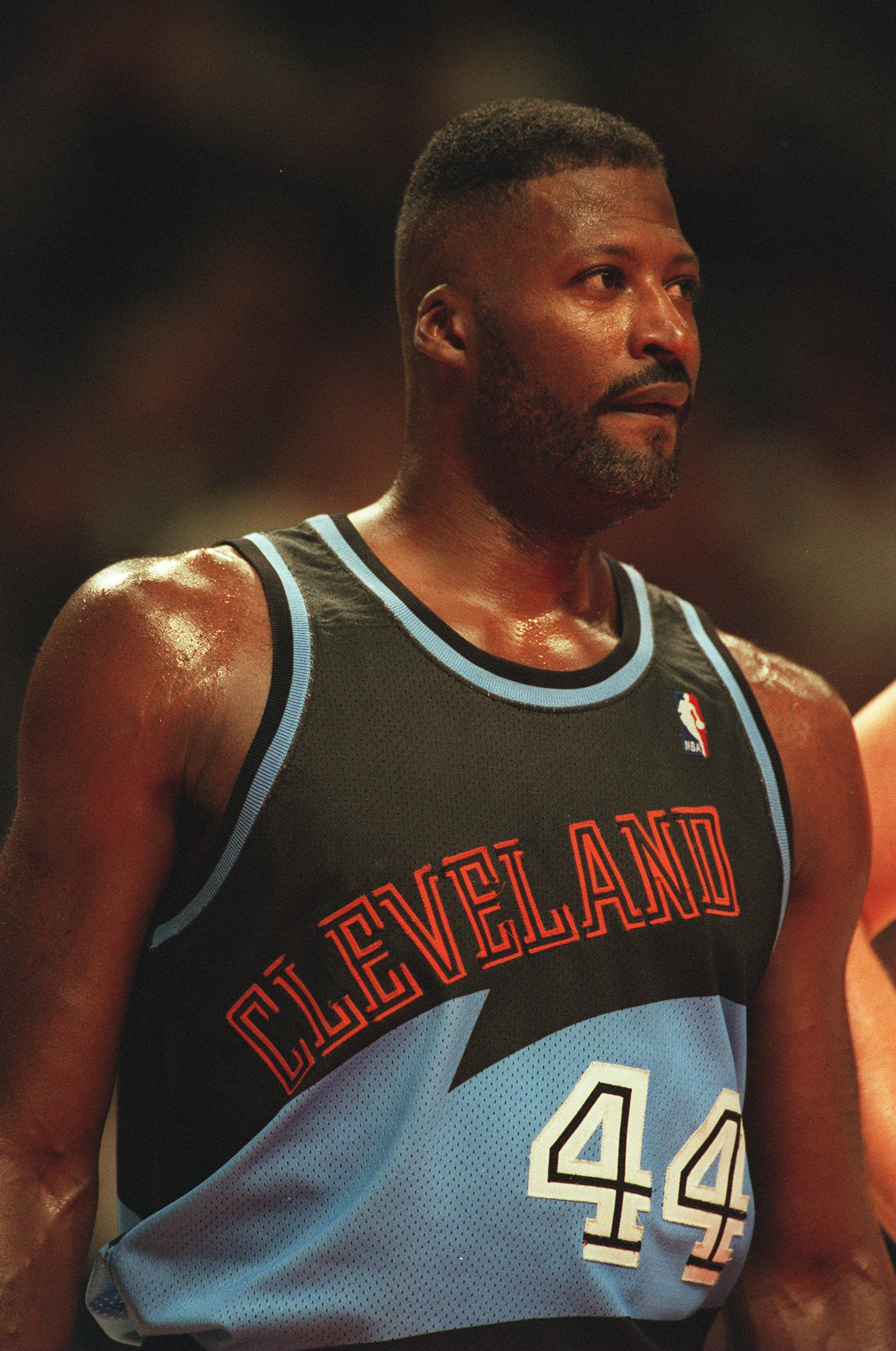 15 Nov 1995:  Forward Michael Cage #44 of the Cleveland Cavaliers in action on the court during the Cavaliers 113-94 loss to the Chicago Bulls at the United Center in Chicago, Illinois.   Mandatory Credit: Jonathan Daniel/Allsport