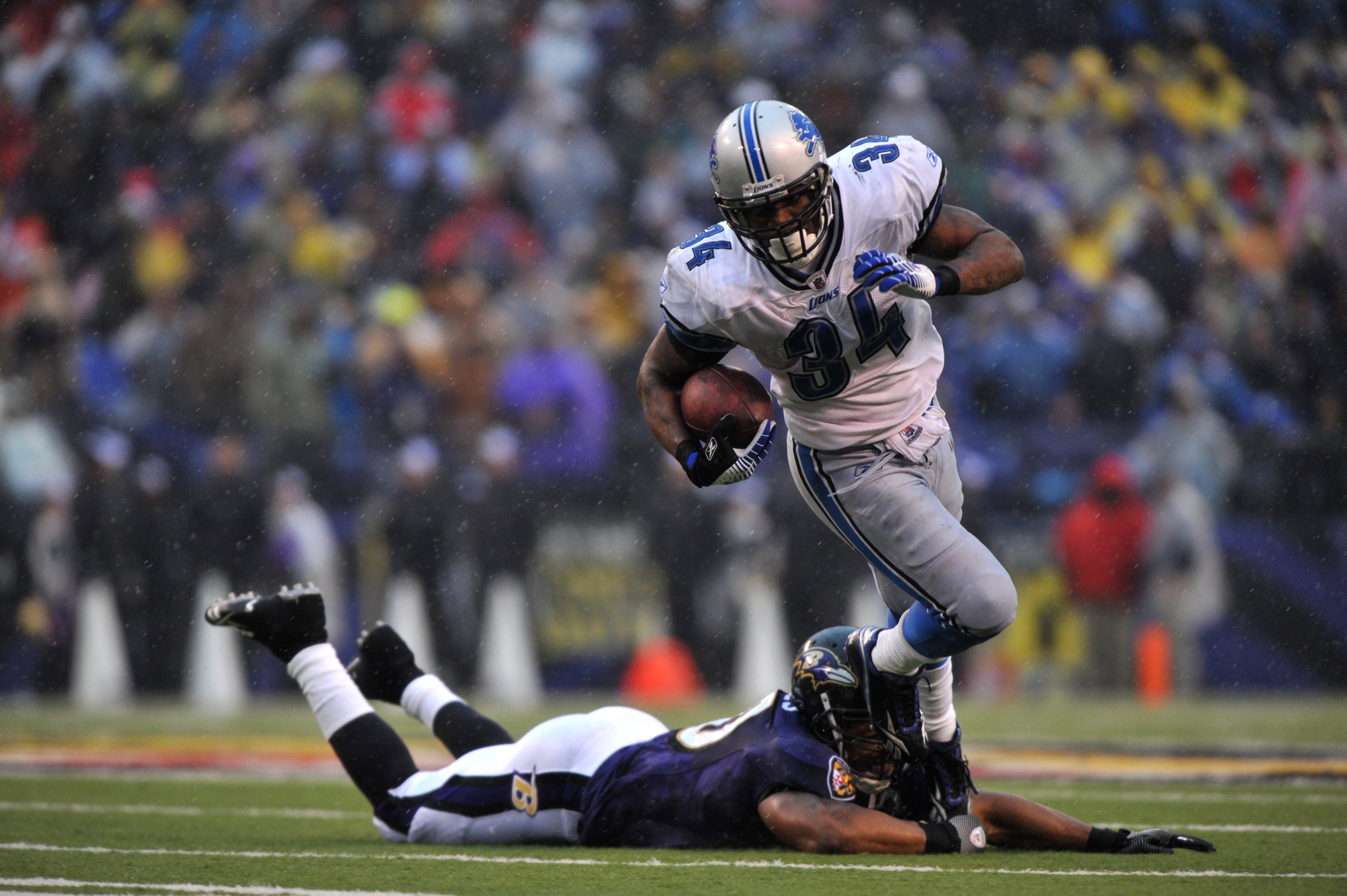 Detroit Lions running back Kevin Smith (34). The New Orleans