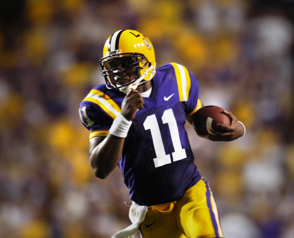 College Football: 10 best traditional uniforms, ranked - Page 10