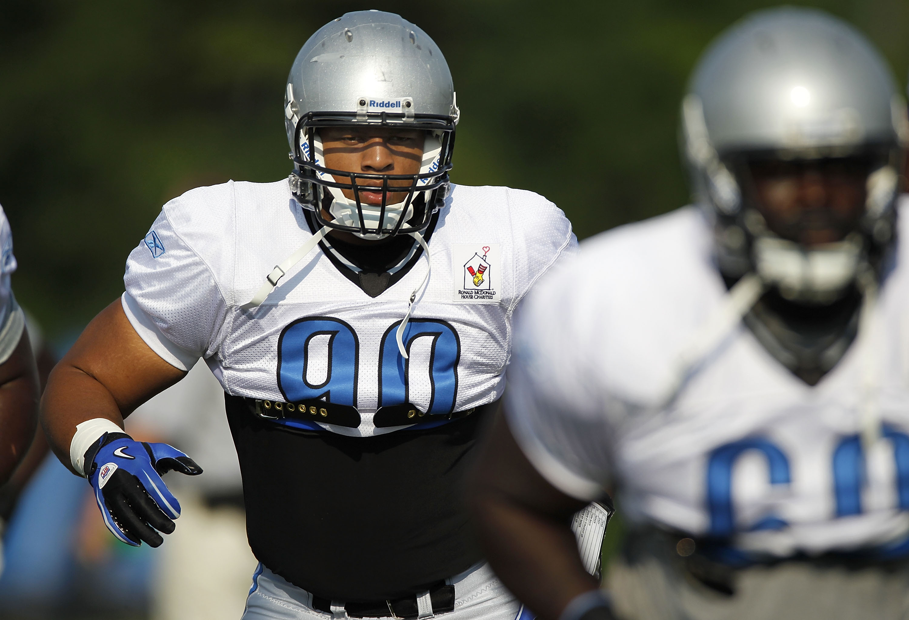 Ndamukong Suh: Why Jake Delhomme Hit Is a 2010 Rookie of Year