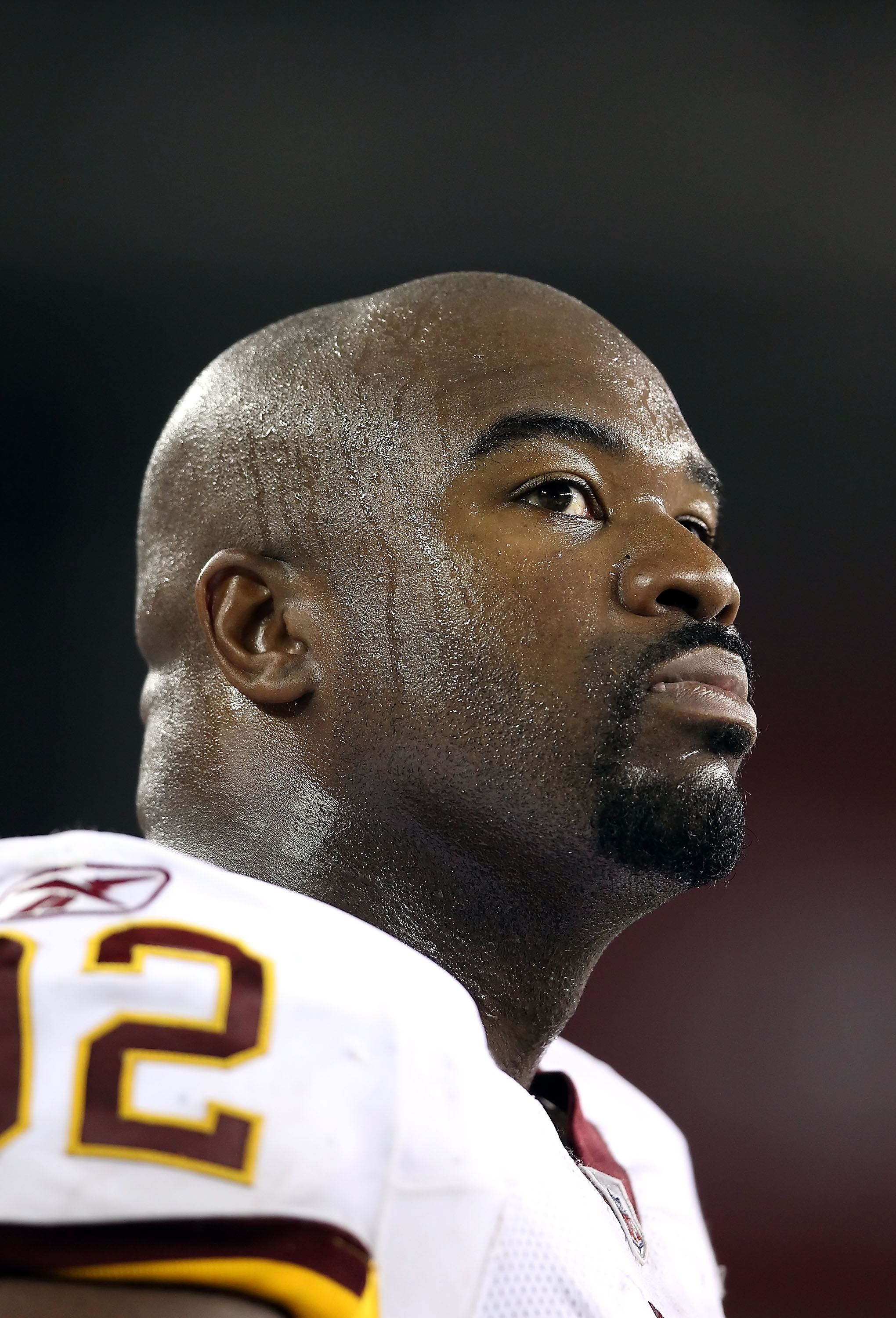 GLENDALE, AZ - SEPTEMBER 02:  Defensive tackle Albert Haynesworth #92 of the Washington Redskins stands on the sidelines during preseason NFL game against the Arizona Cardinals at the University of Phoenix Stadium on September 2, 2010 in Glendale, Arizona