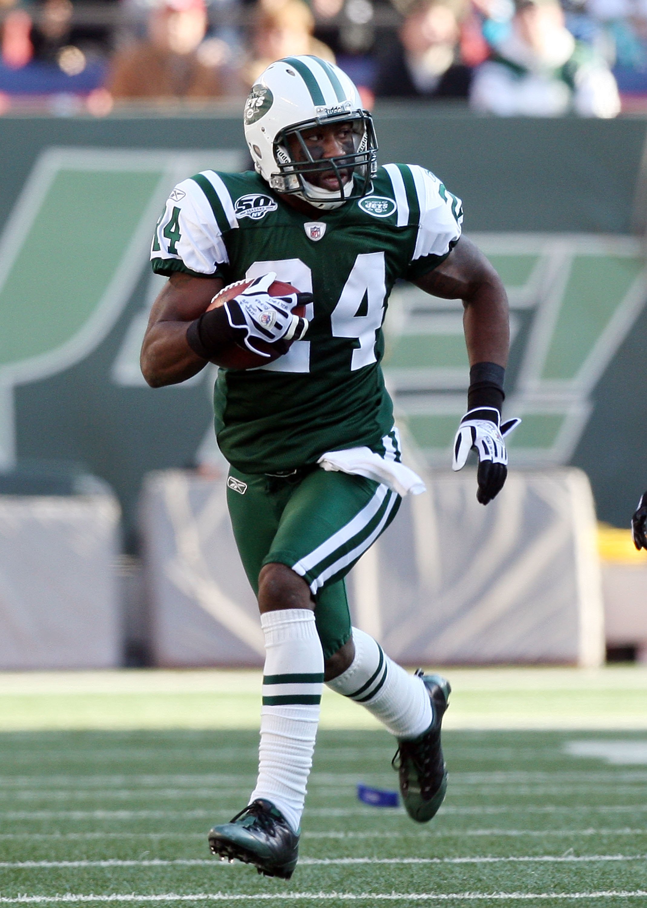 Revis a holdout at Jets training camp - Newsday